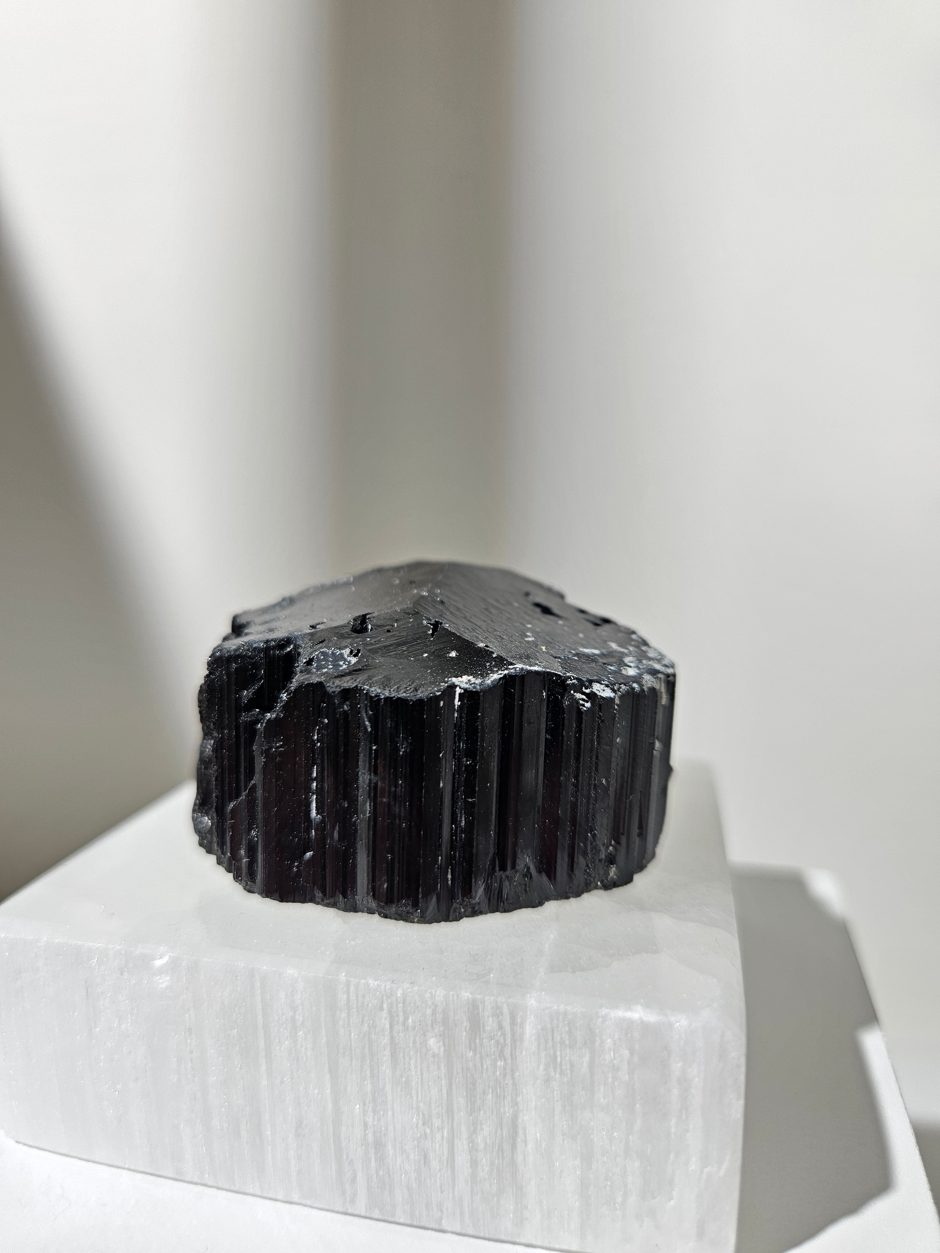 Black Tourmaline 004