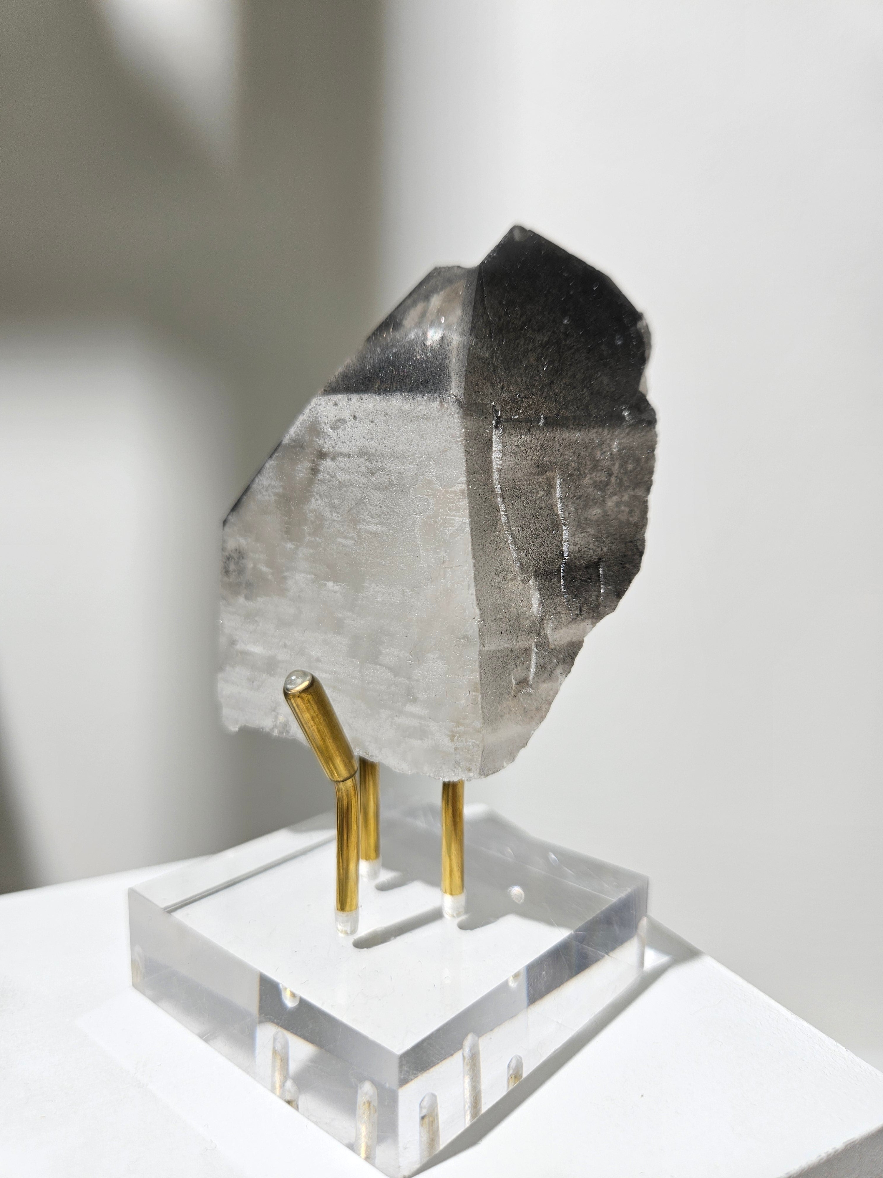 Black Phantom Quartz 004