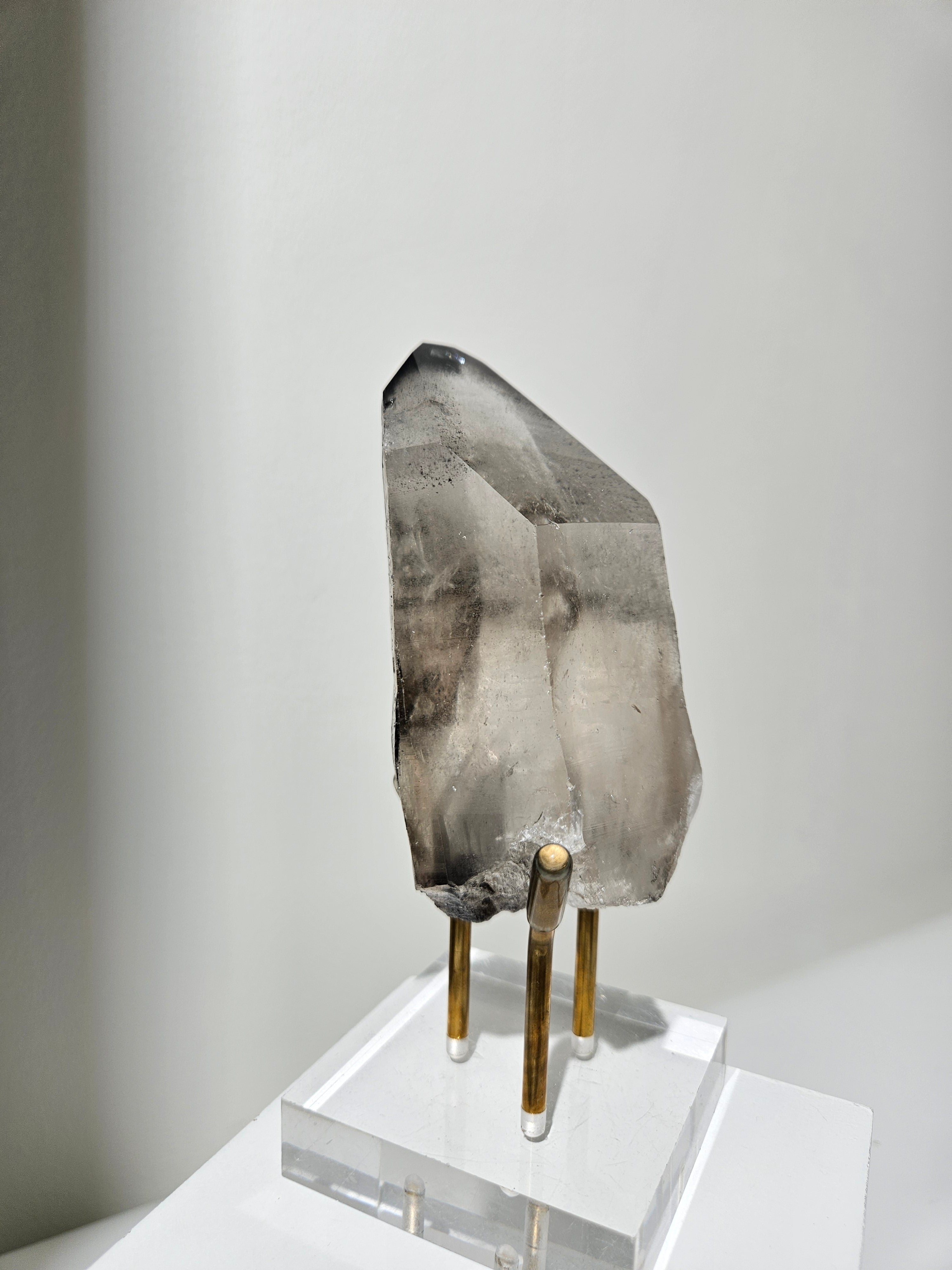 Black Phantom Quartz 006