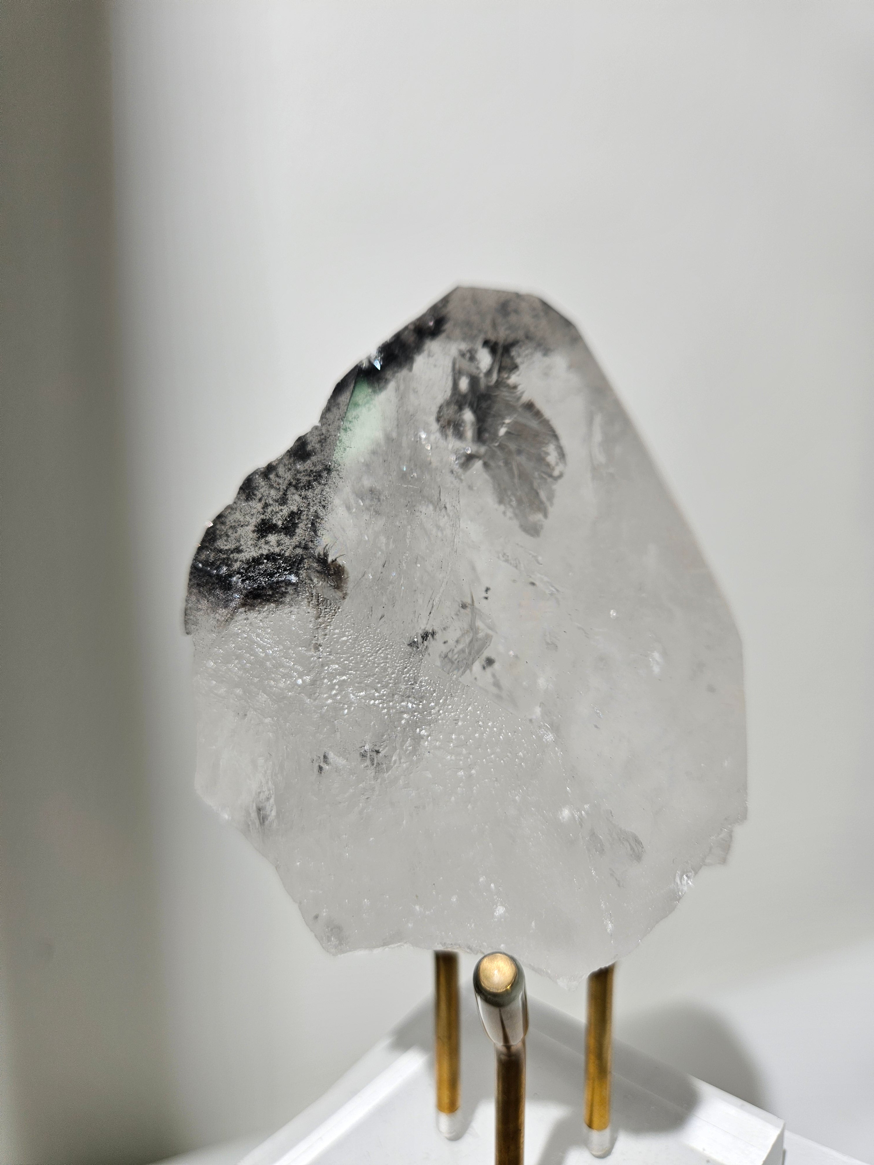 Black Phantom Quartz 008