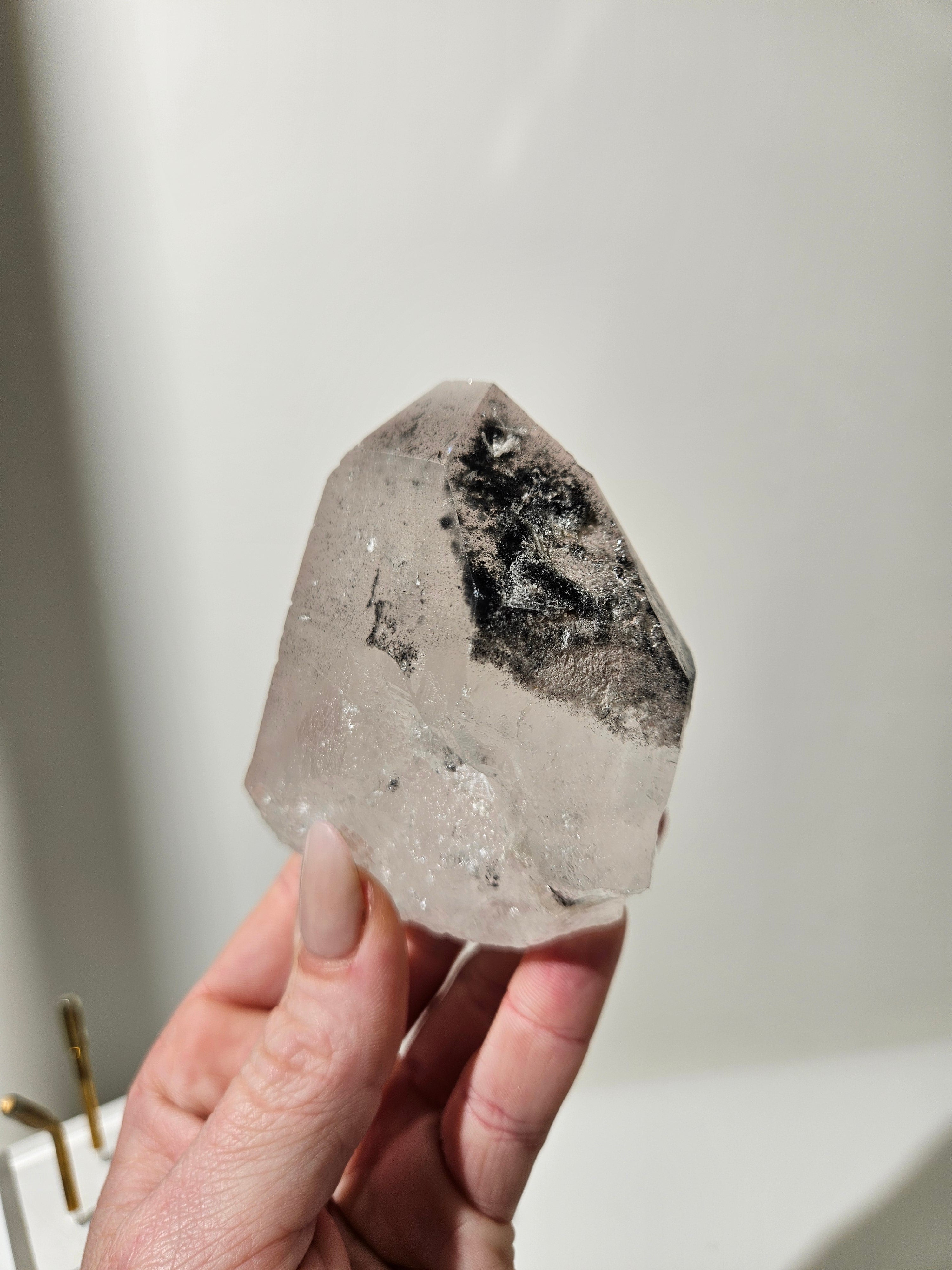 Black Phantom Quartz 008