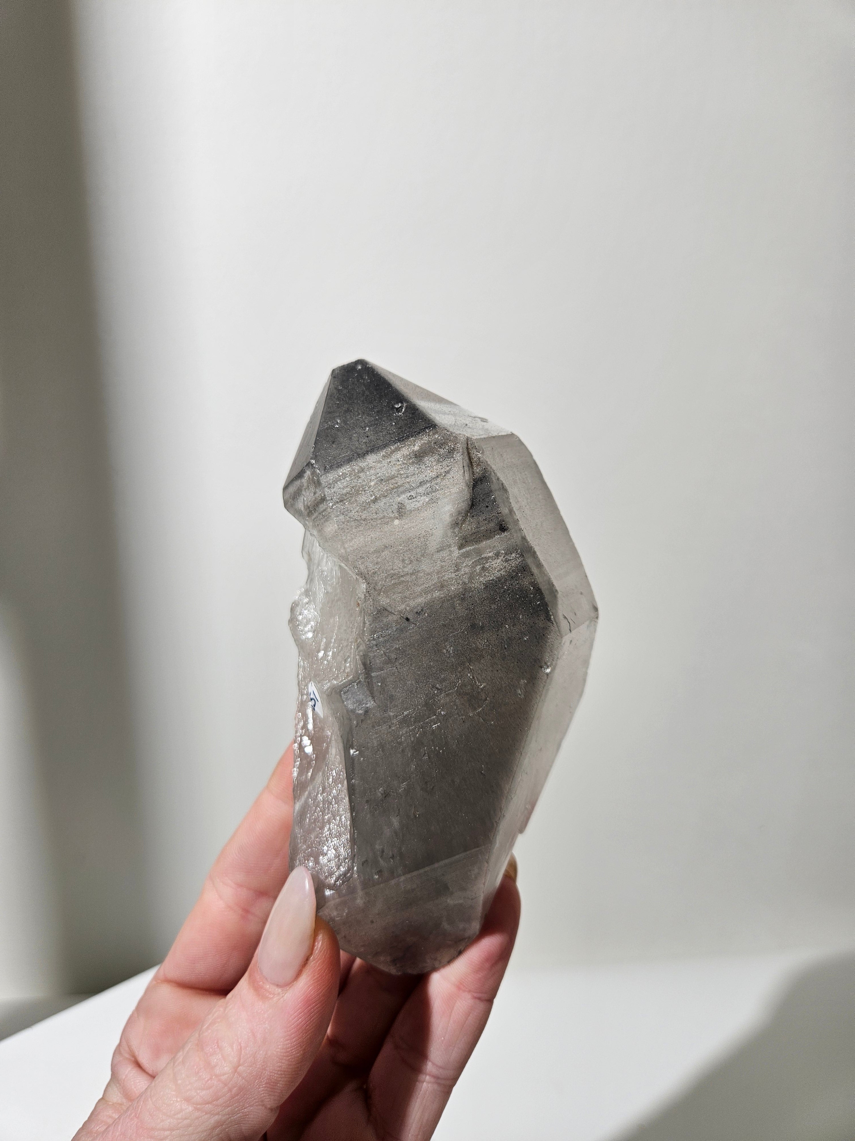 Black Phantom Quartz 009