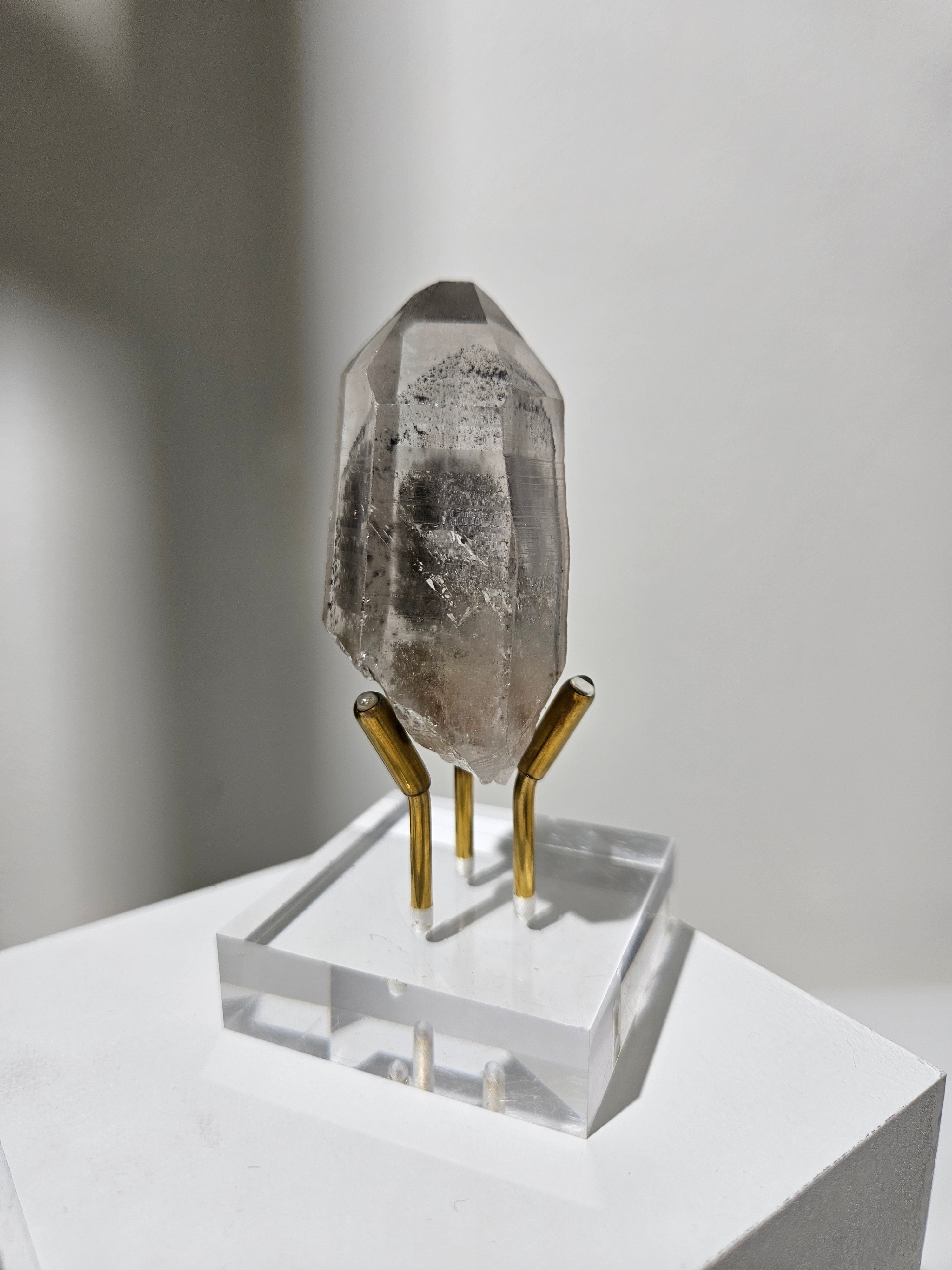 Black Phantom Quartz 013