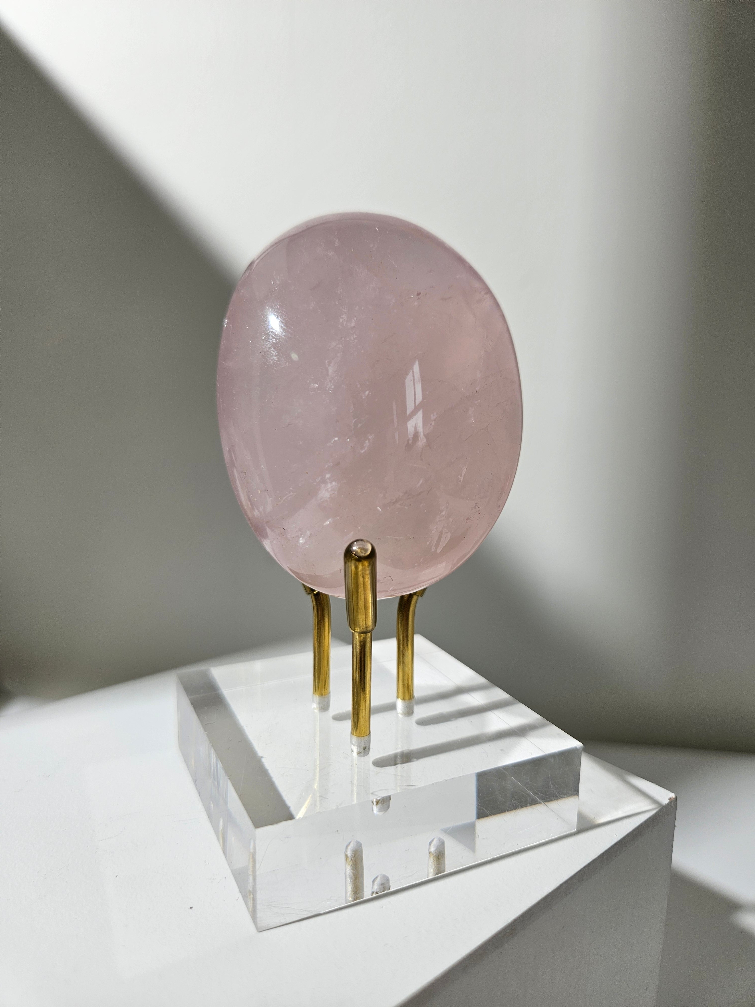 Rose Quartz Palmstone 002