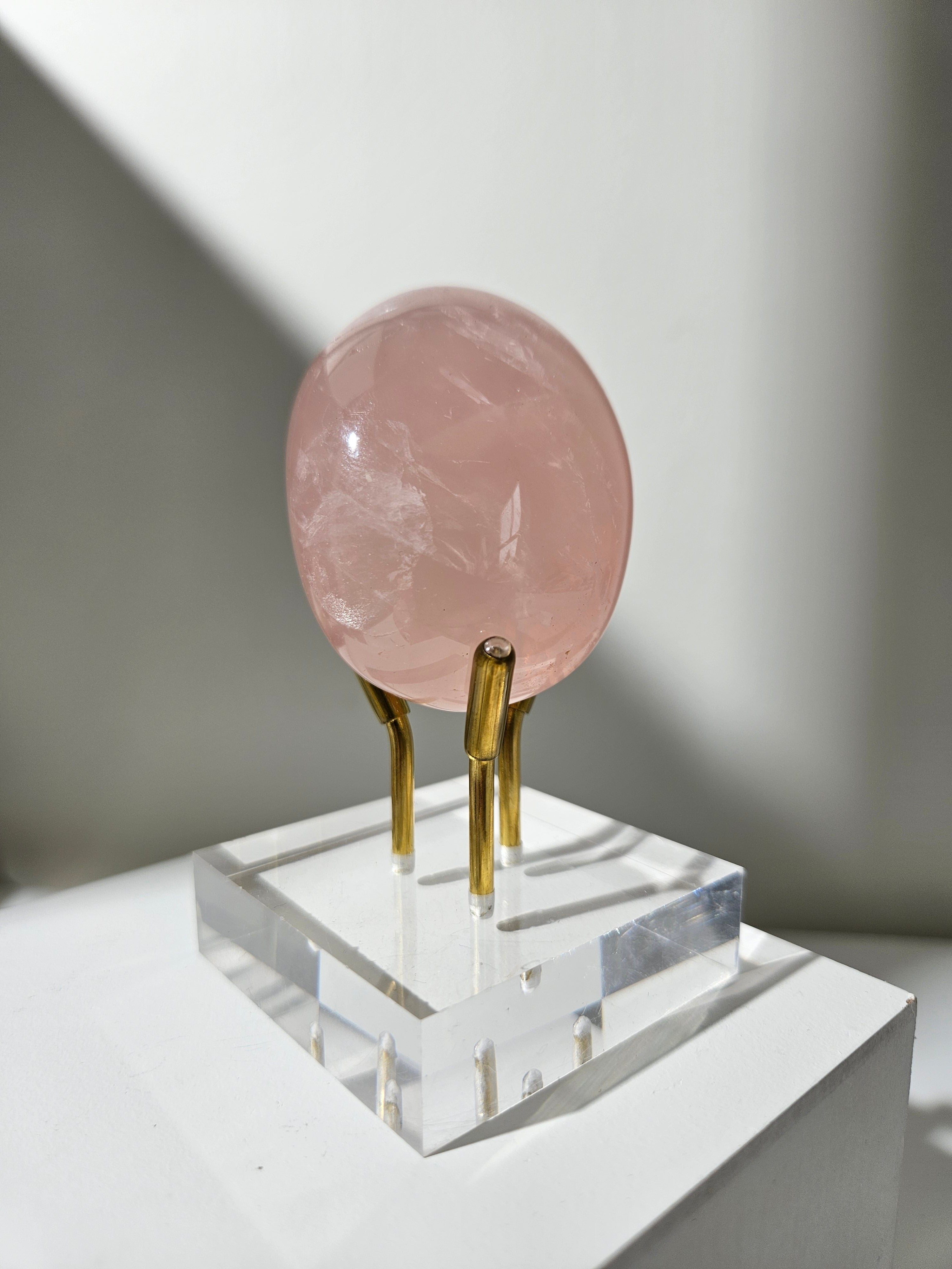 Rose Quartz Palmstone 004