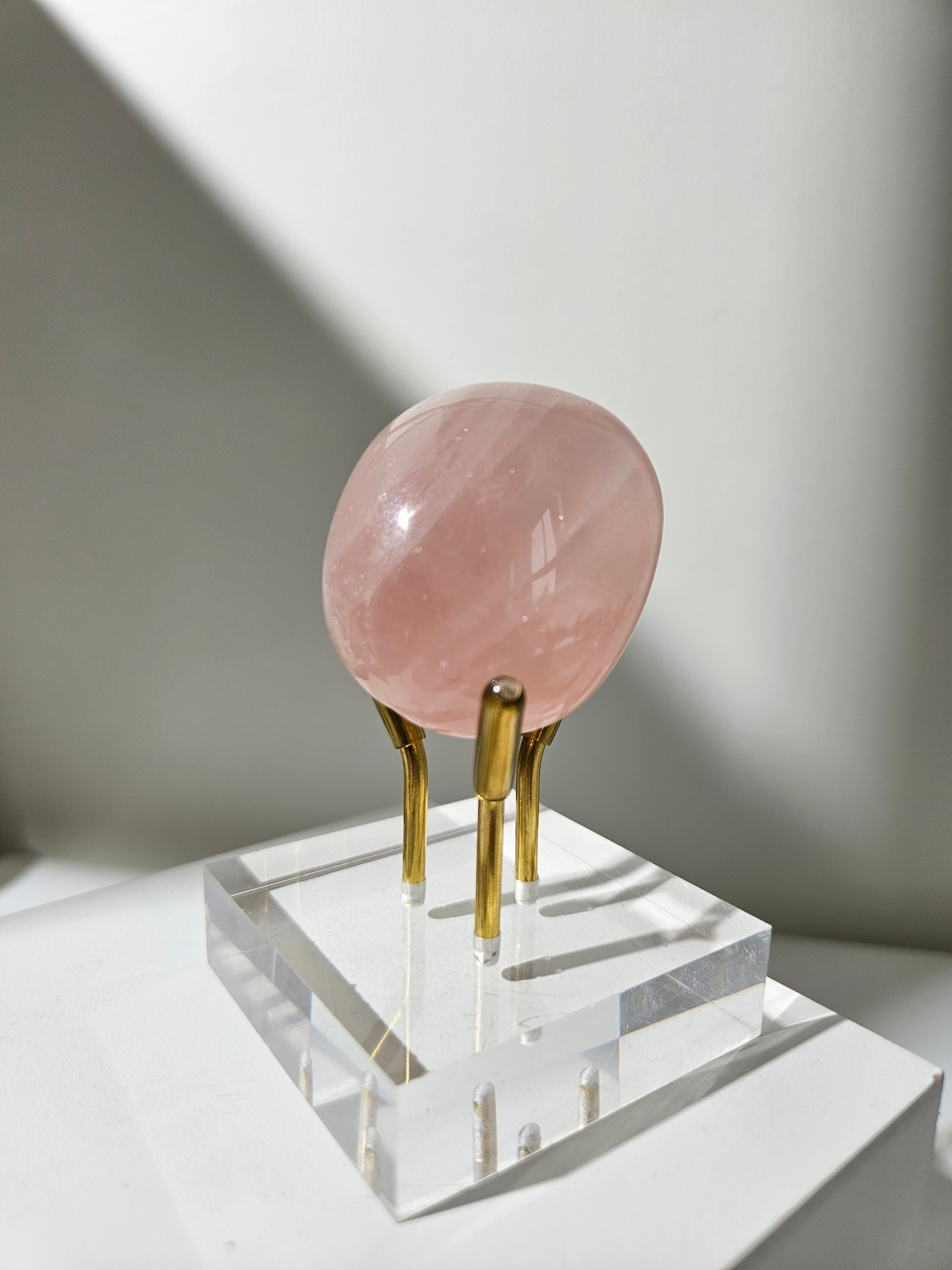 Rose Quartz Palmstone 005