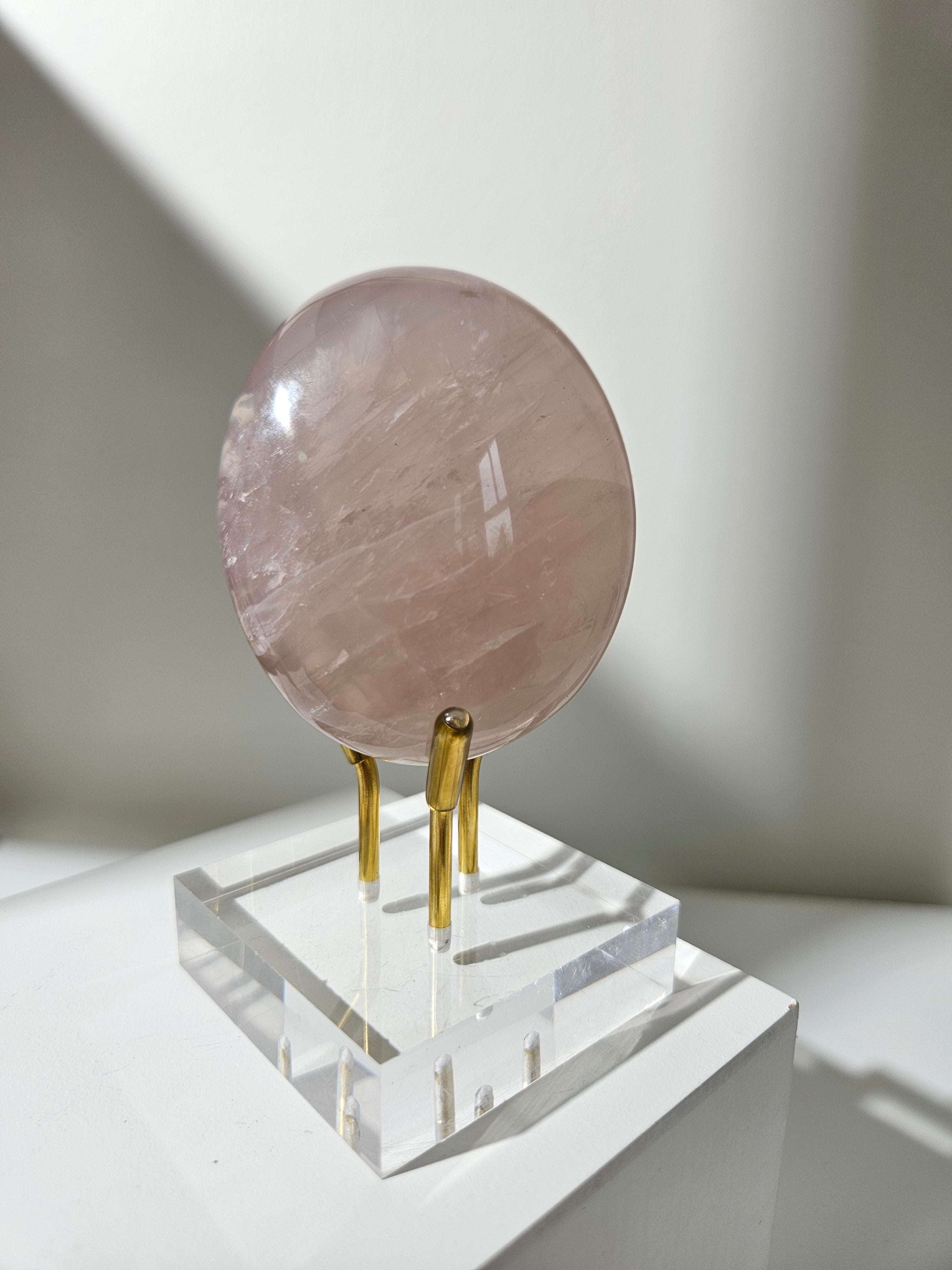 Rose Quartz Palmstone 007
