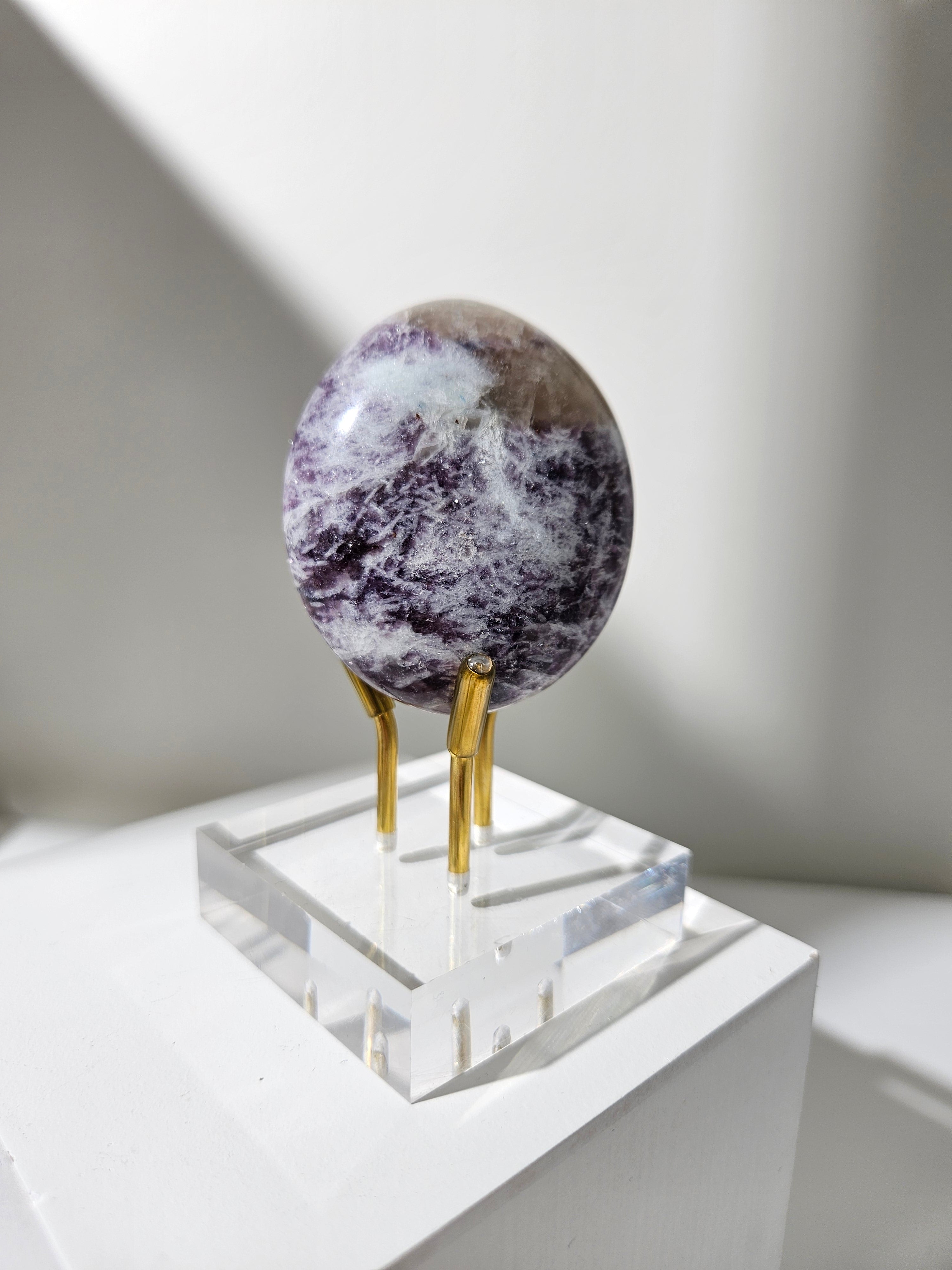 Lepidolite Palm 003