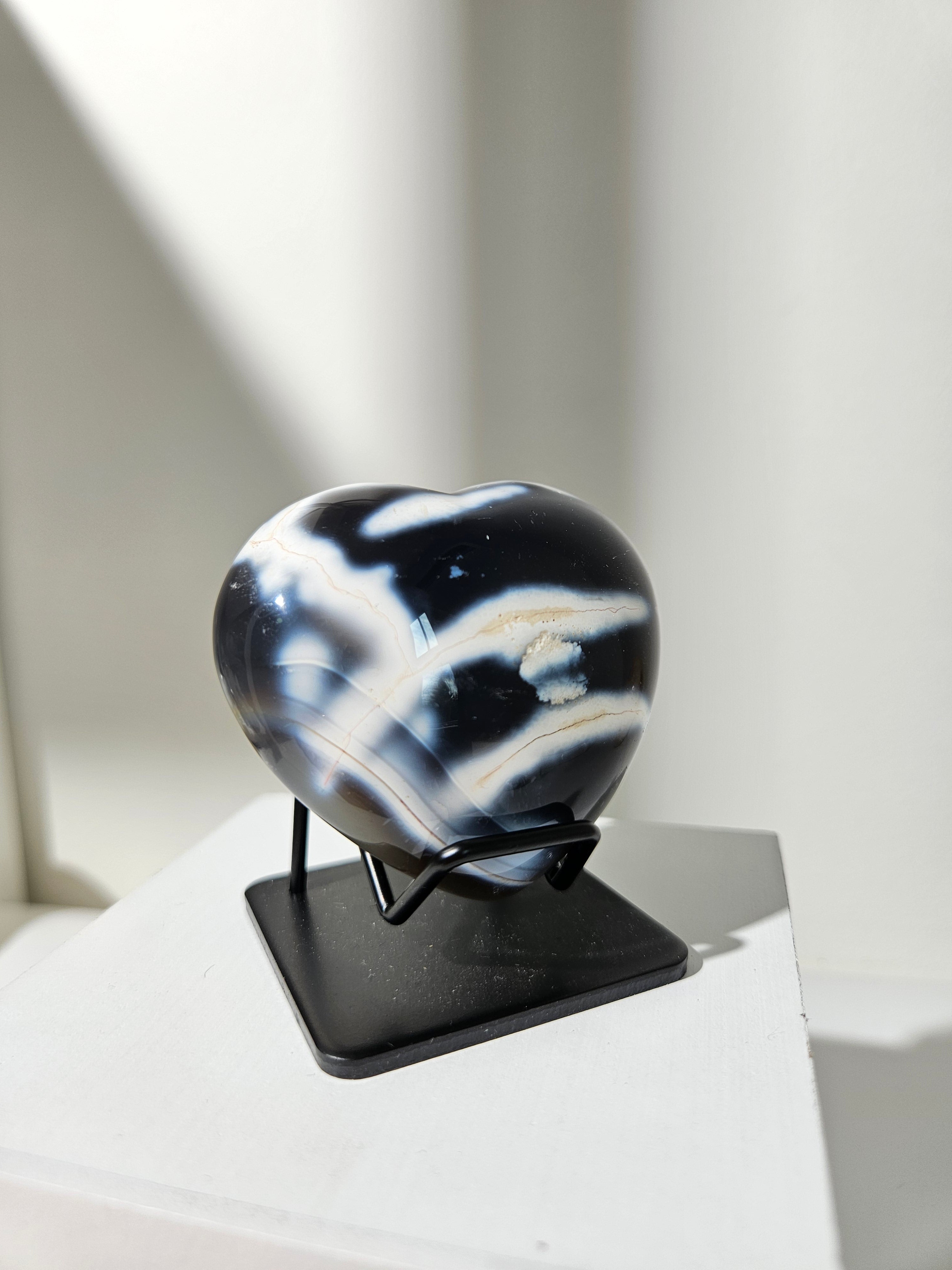 Orca Agate Heart 006