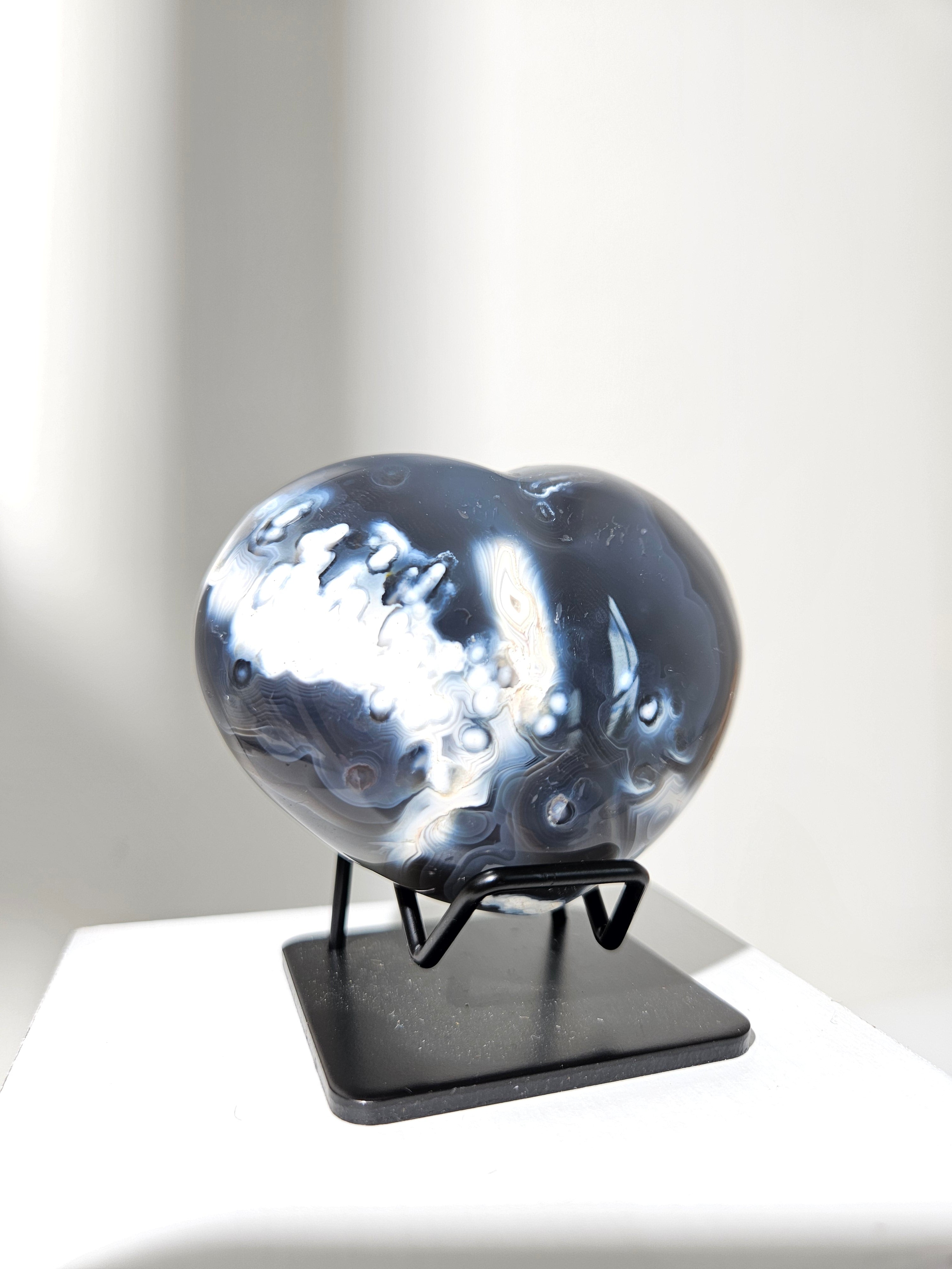 Orca Agate Heart 008
