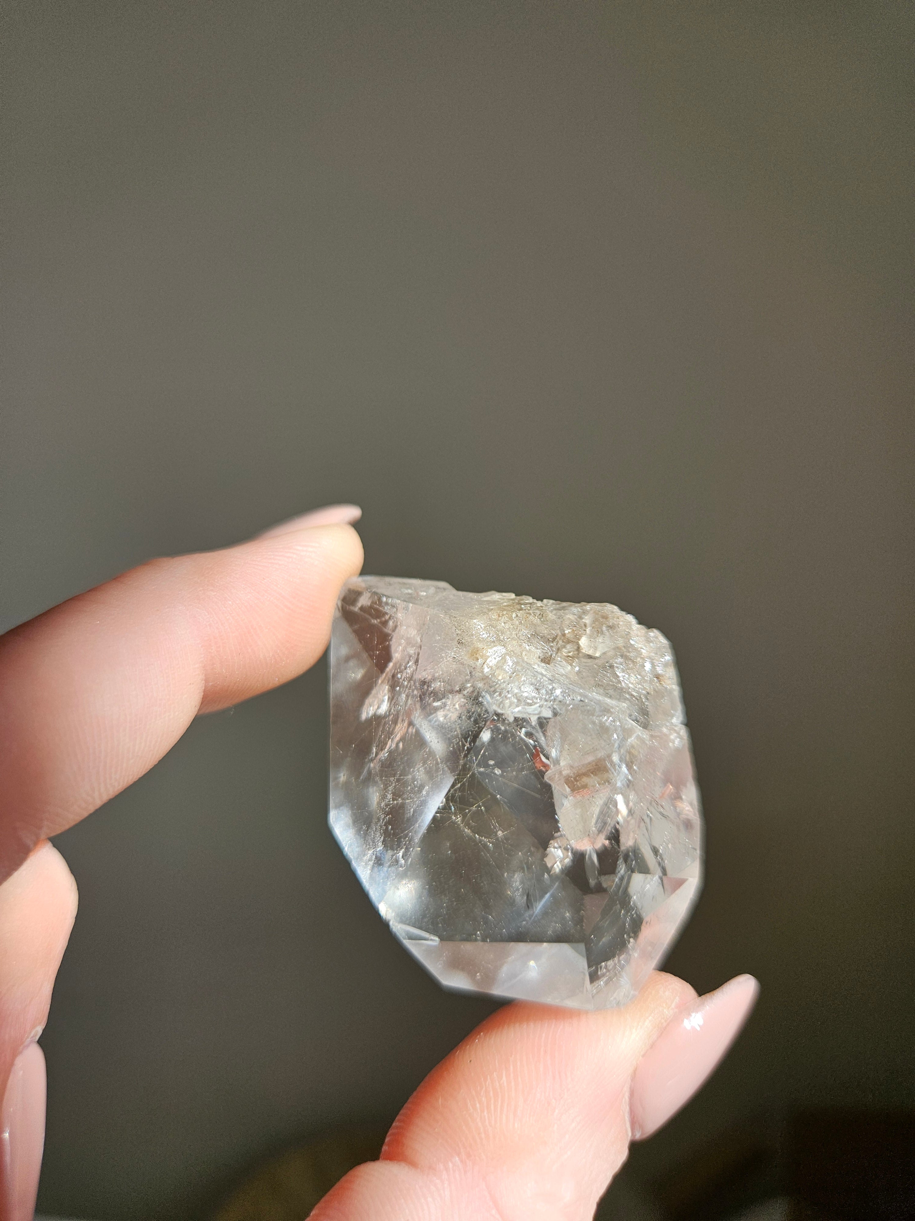 Manifestation Quartz 007