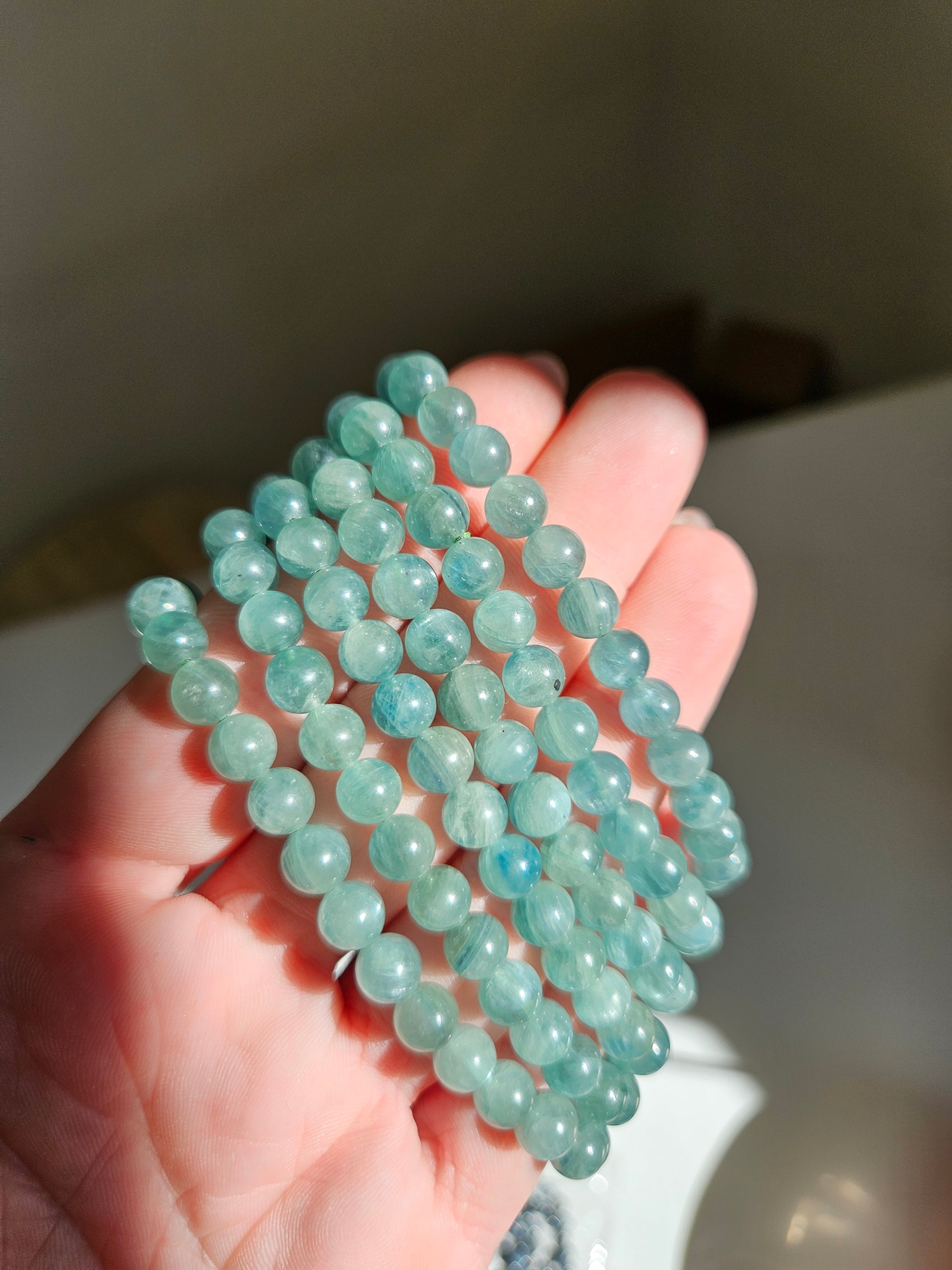 Green Kyanite Bracelet | 6mm