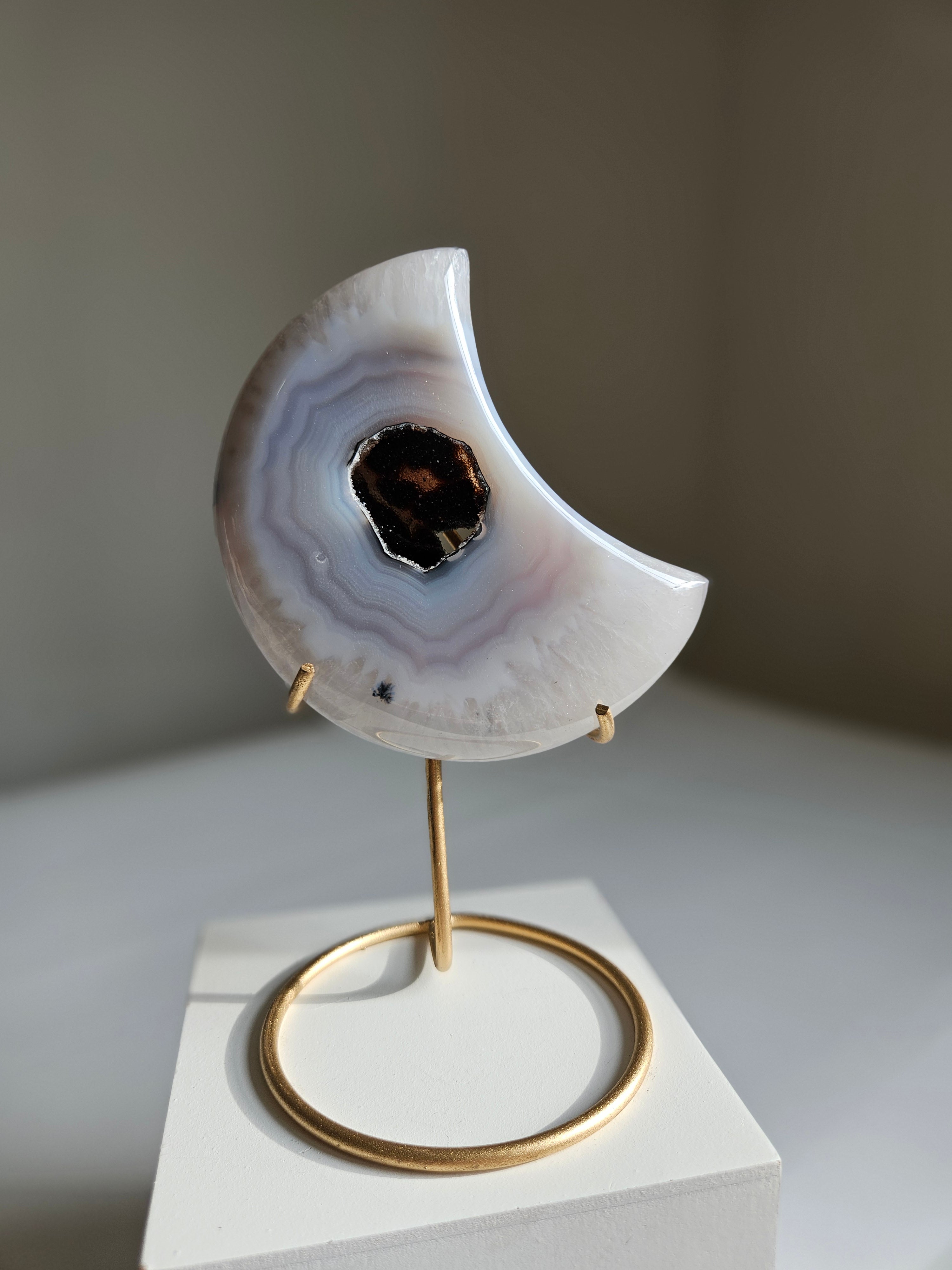 Druzy Agate Moon 001