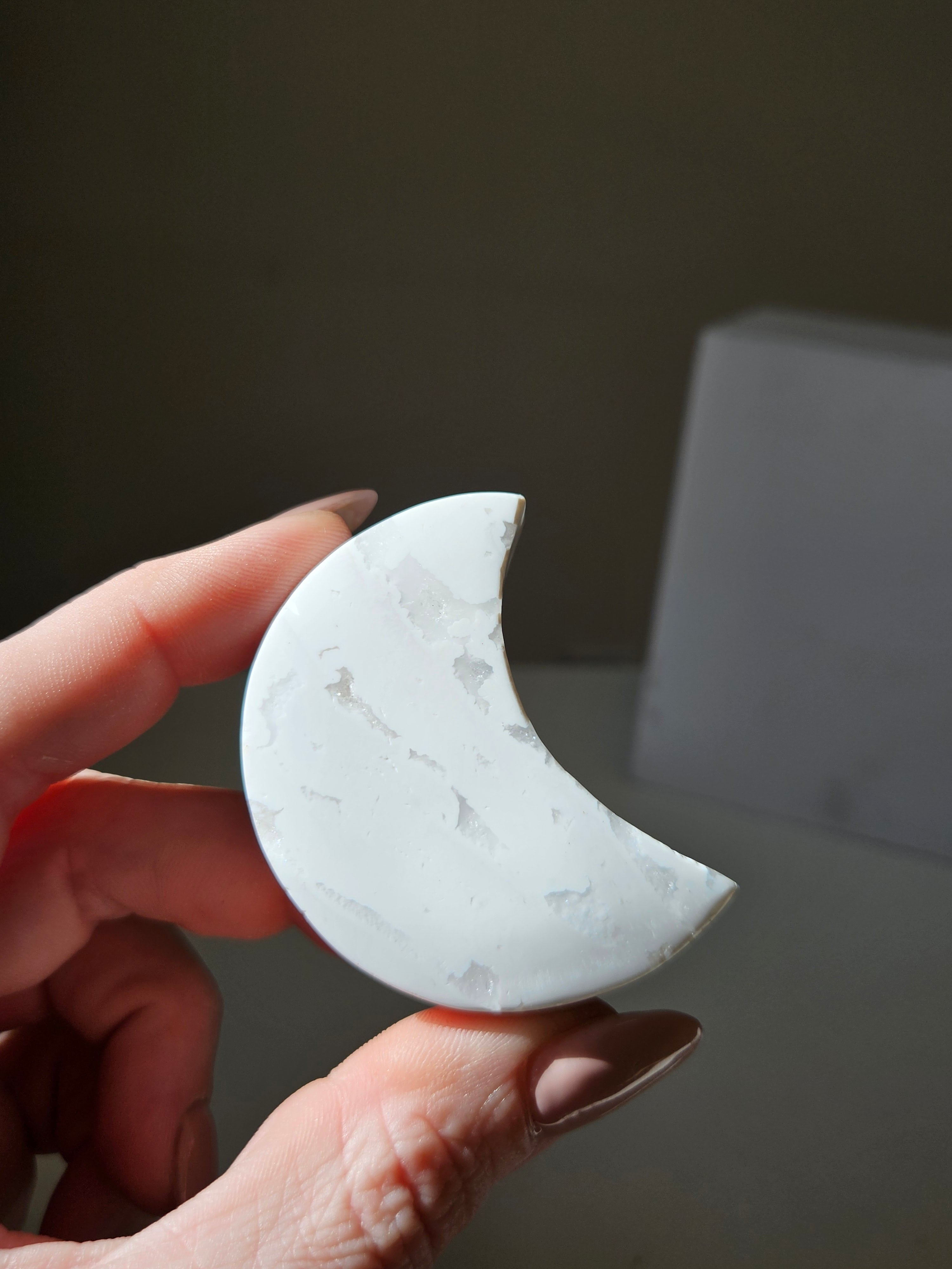 Plume Agate Small Moon 005