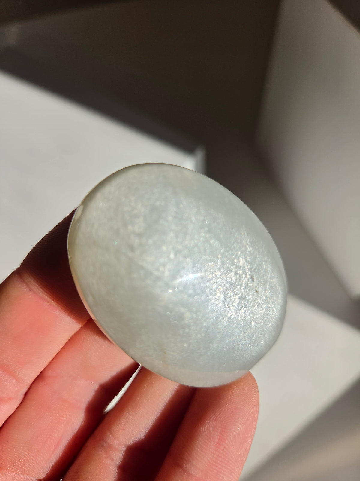 Green Moonstone Palmstone 010