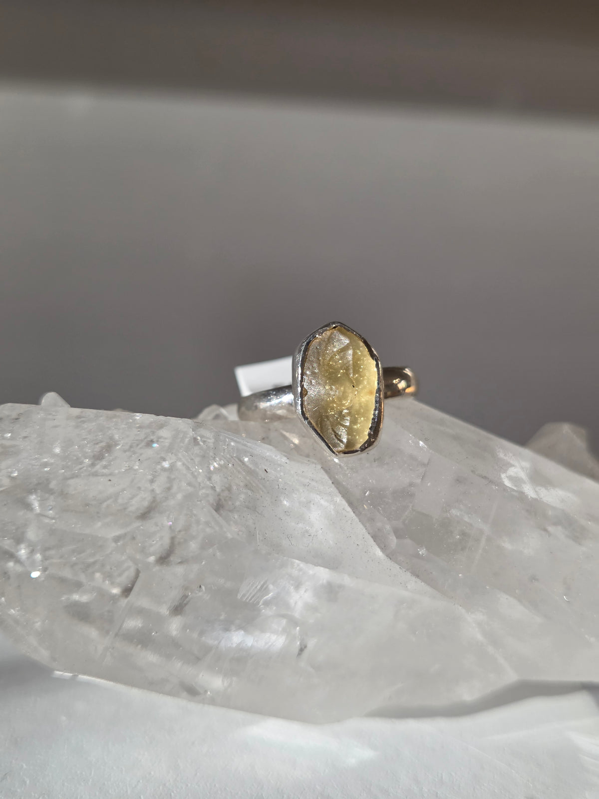 Size 5 | desert glass Ring | silver 025