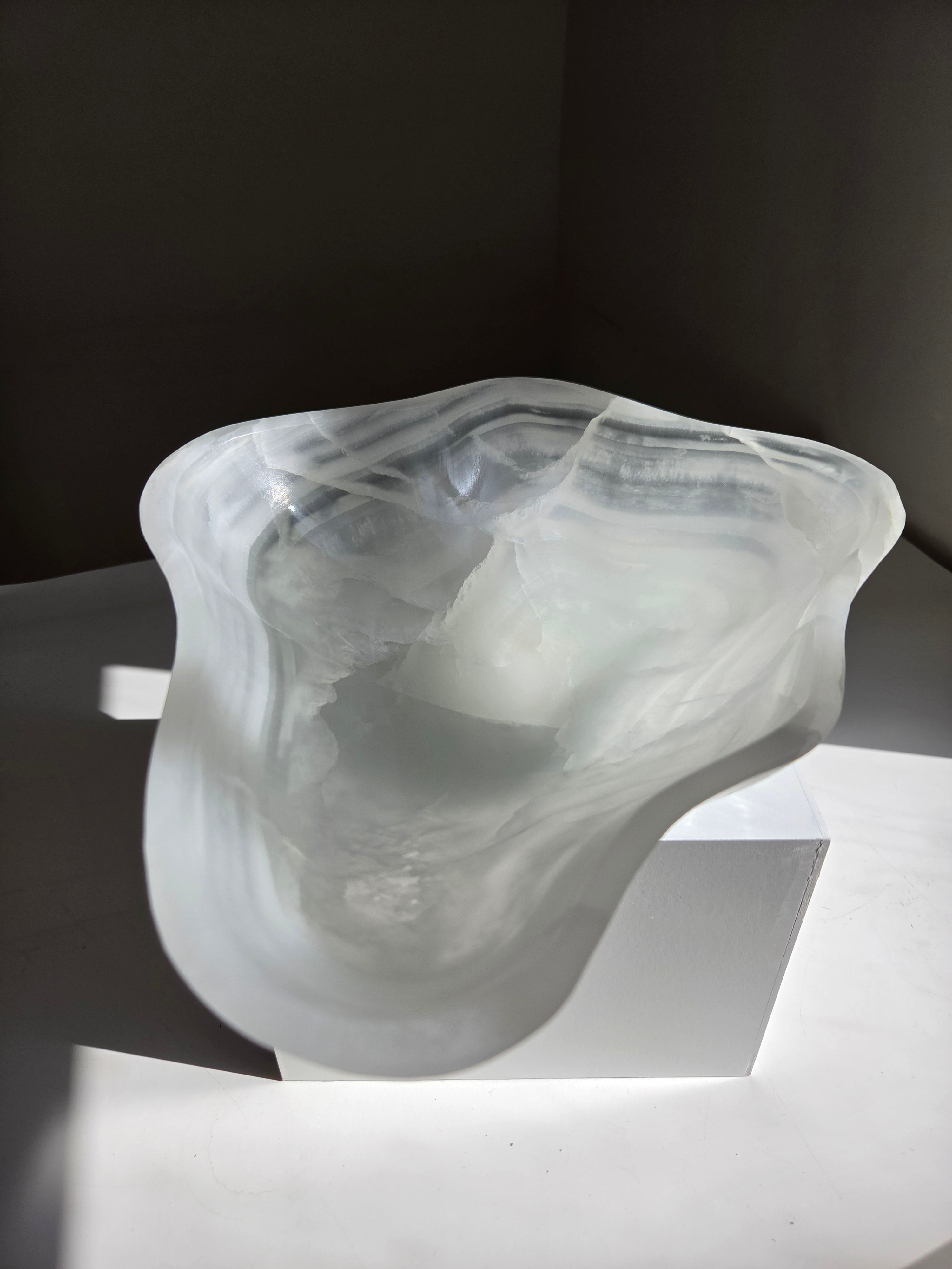 White Onyx Bowl 002