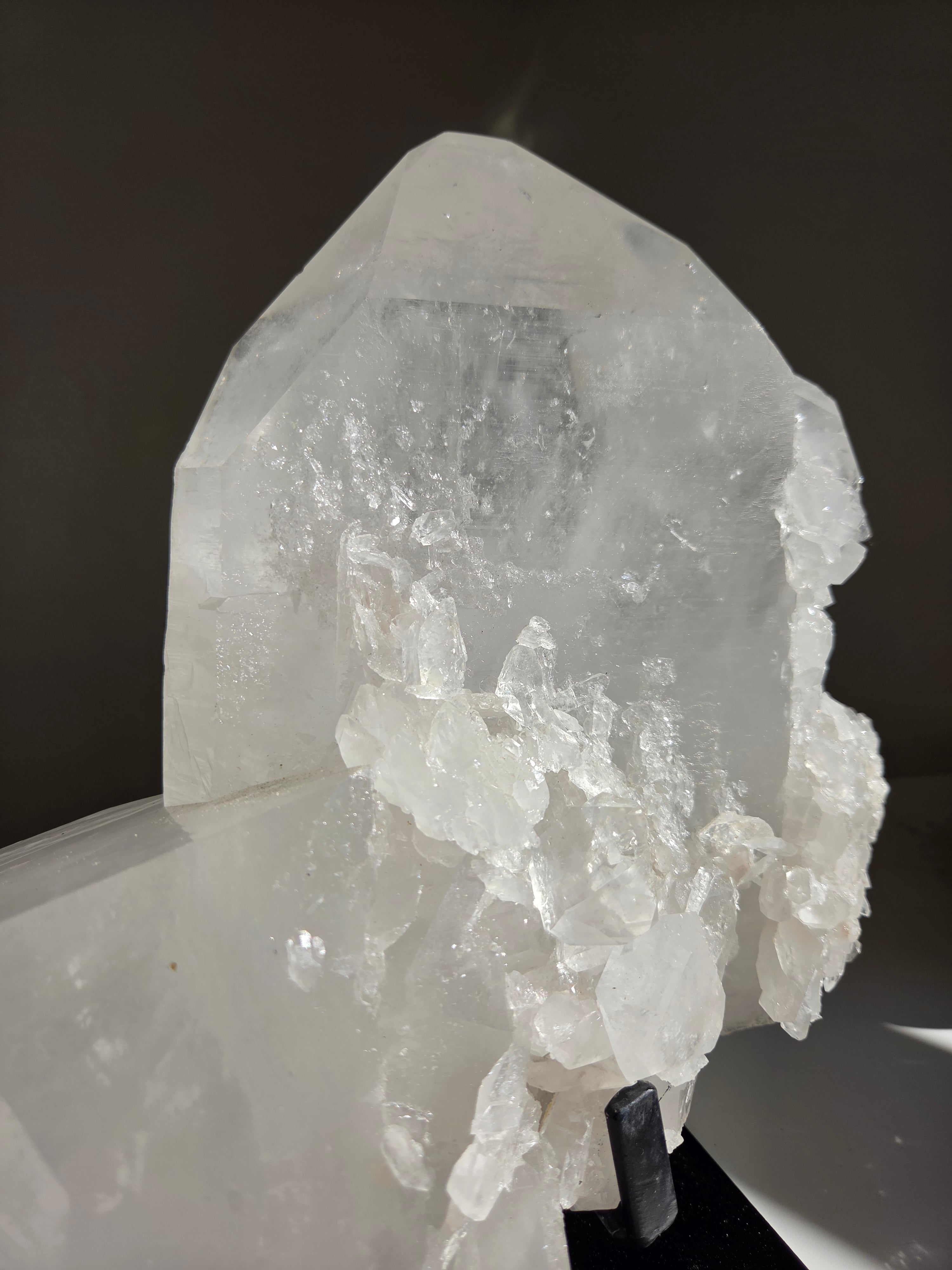 Chisel Tip Quartz Cluster Statement on Stand