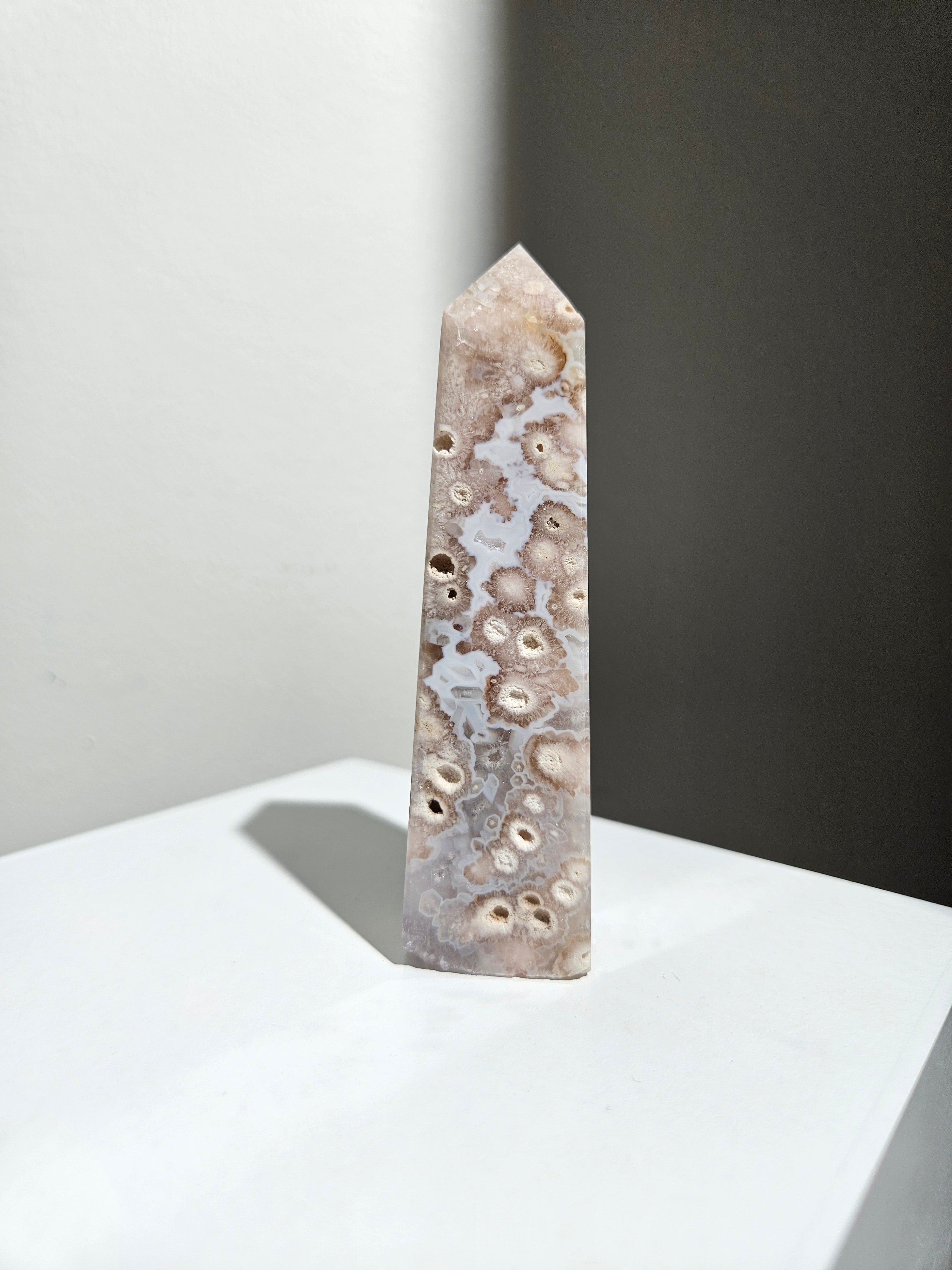 Flower Agate Tower 001