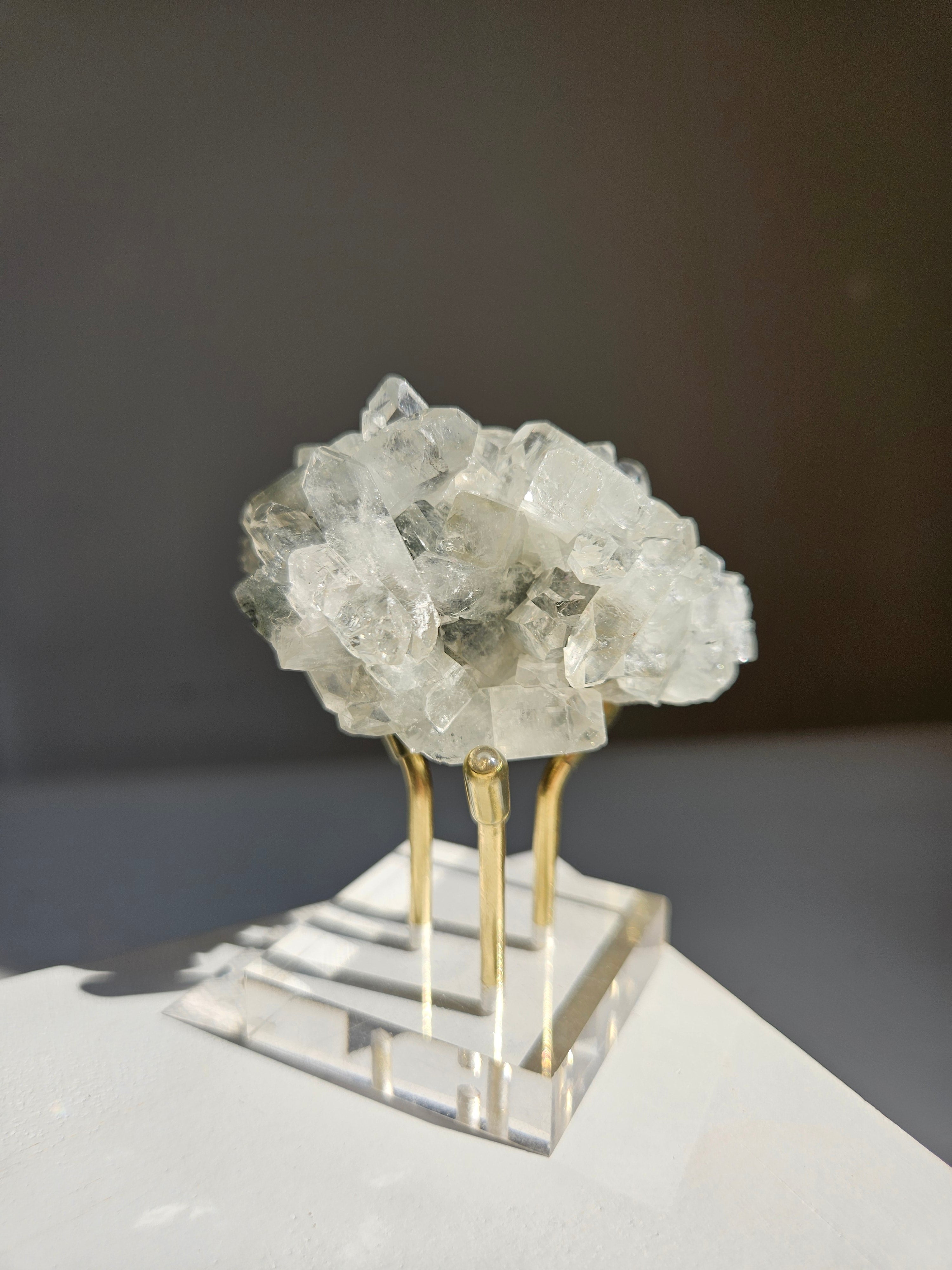 Apophyllite on Black Chalcedony 010