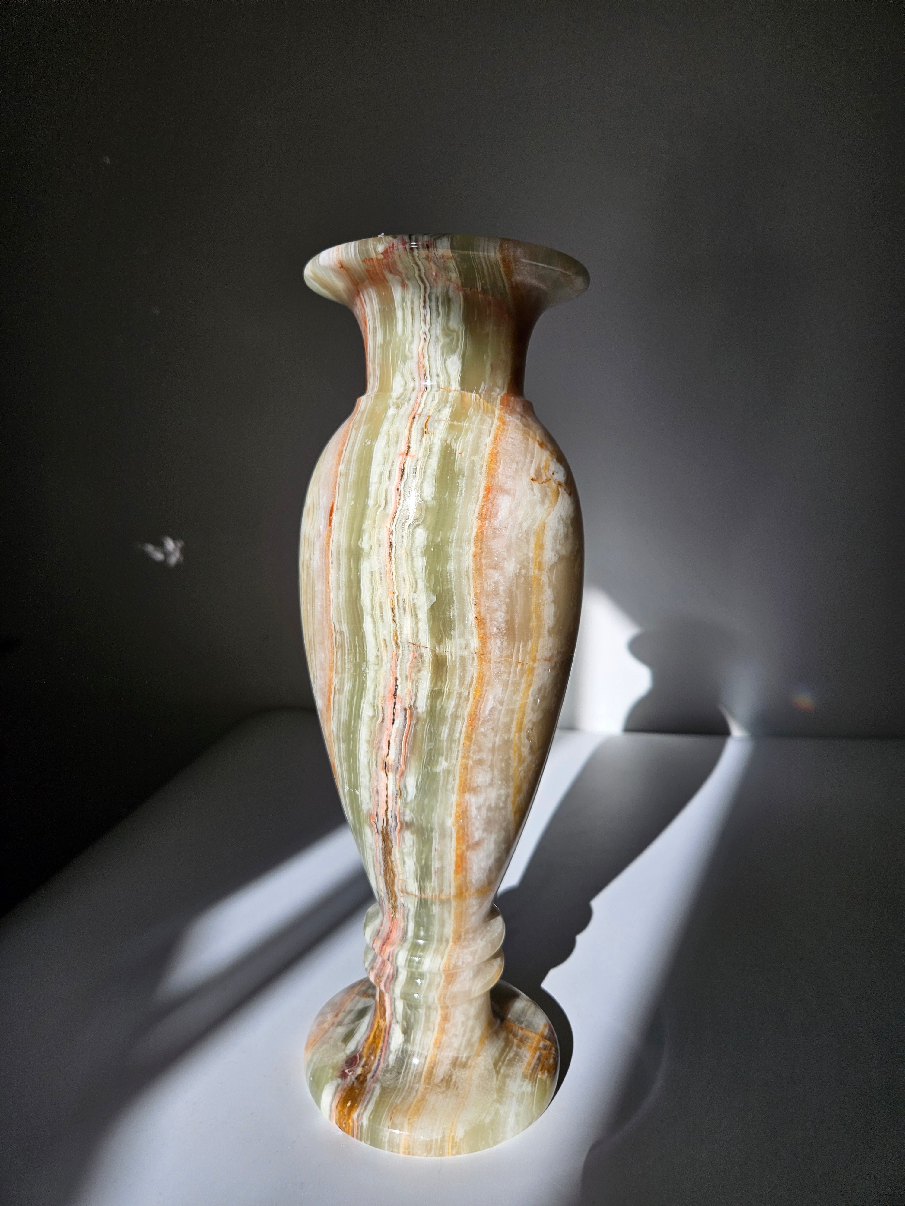 Onyx Vase 001