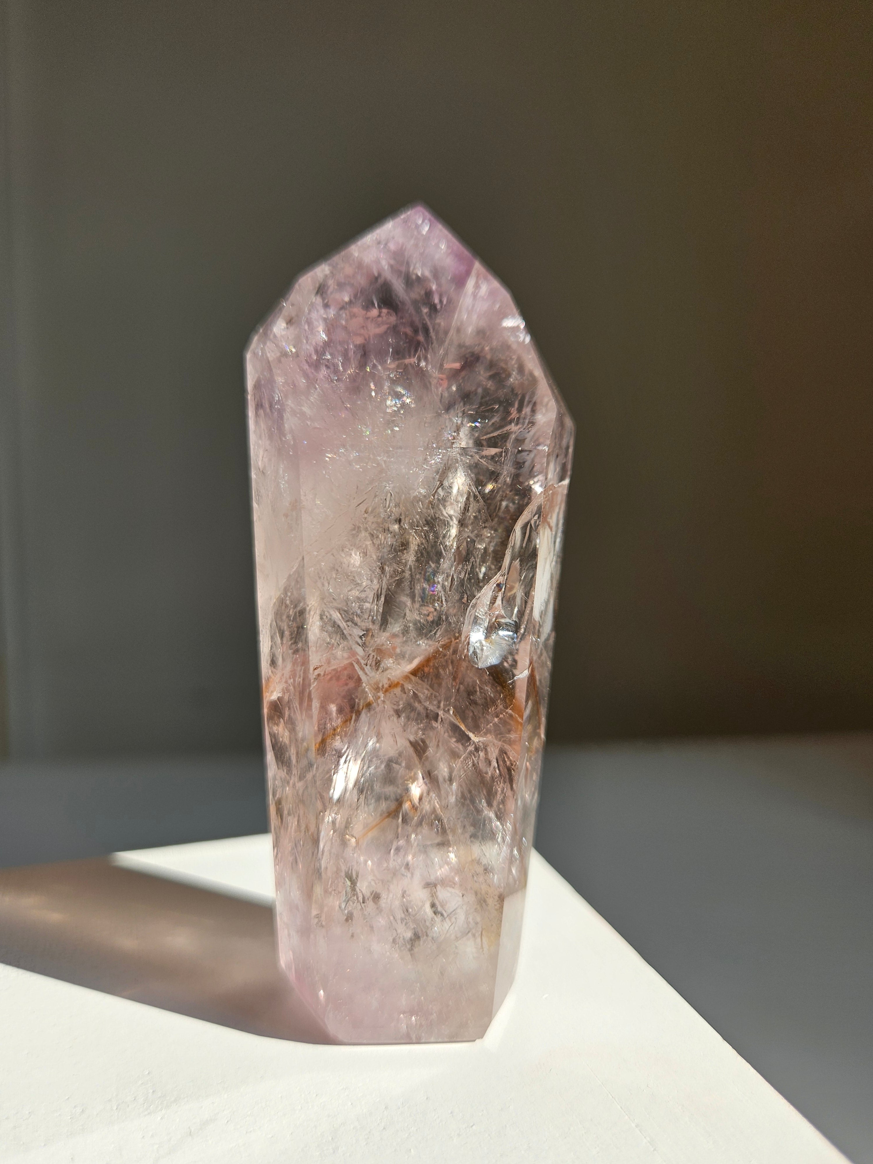 UV reactive Amethyst Tower 014