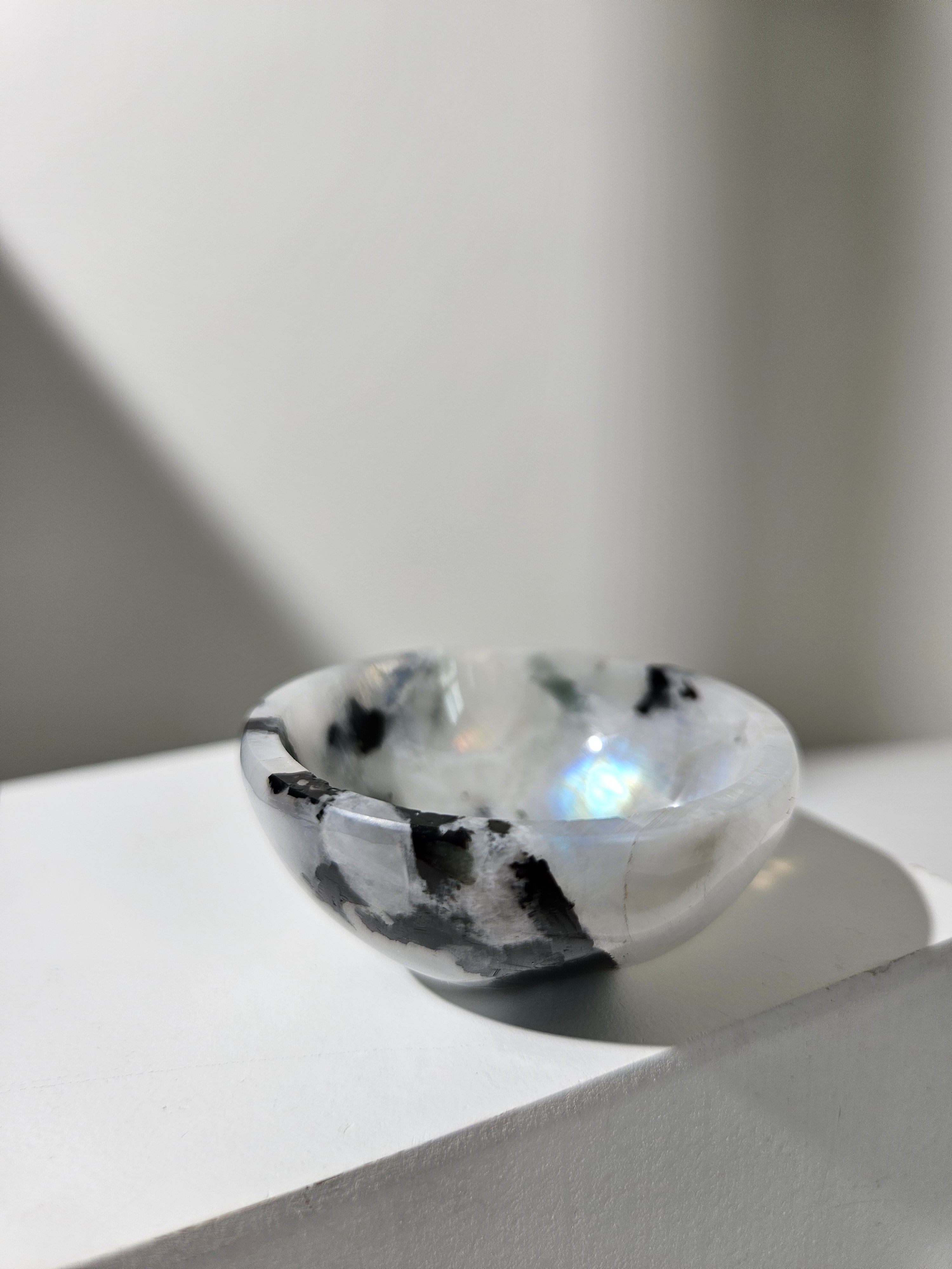 Moonstone Bowl 001
