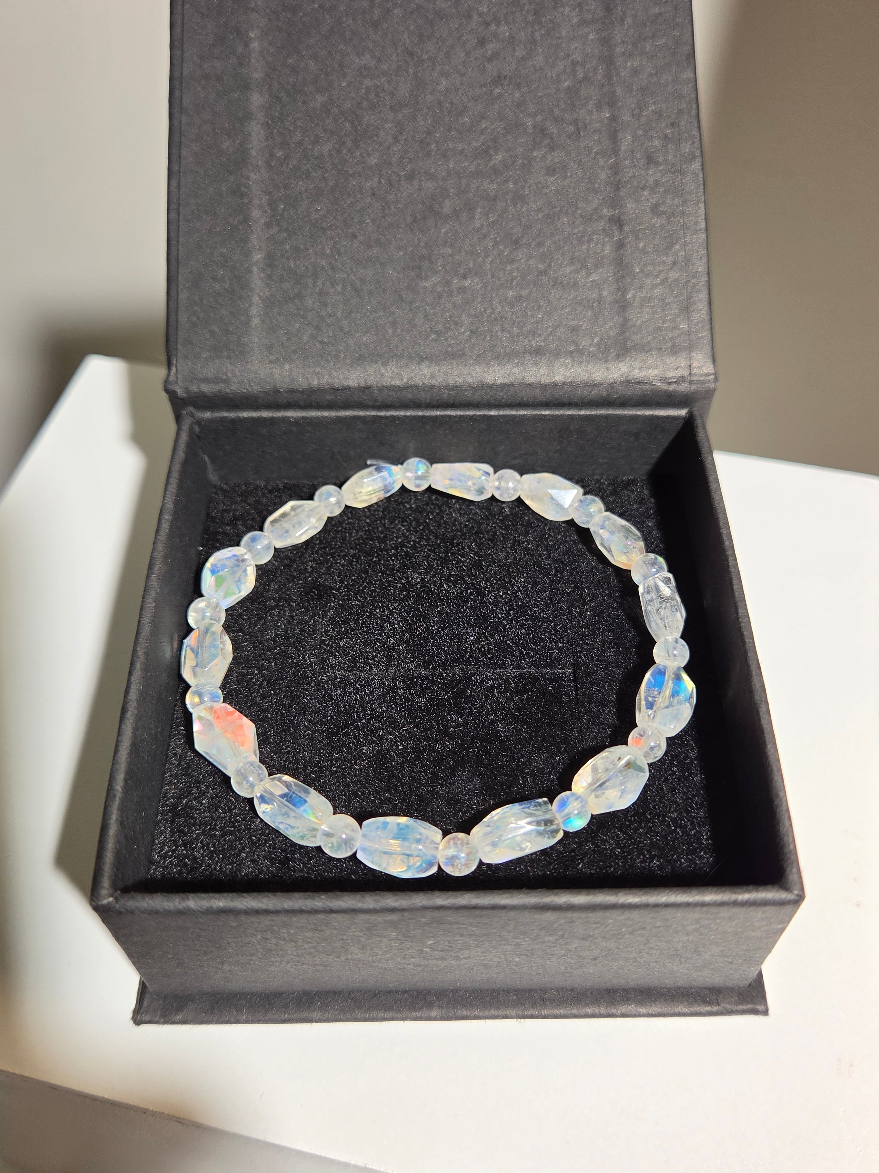 Malagasy Moonstone freeform Bracelet | 002
