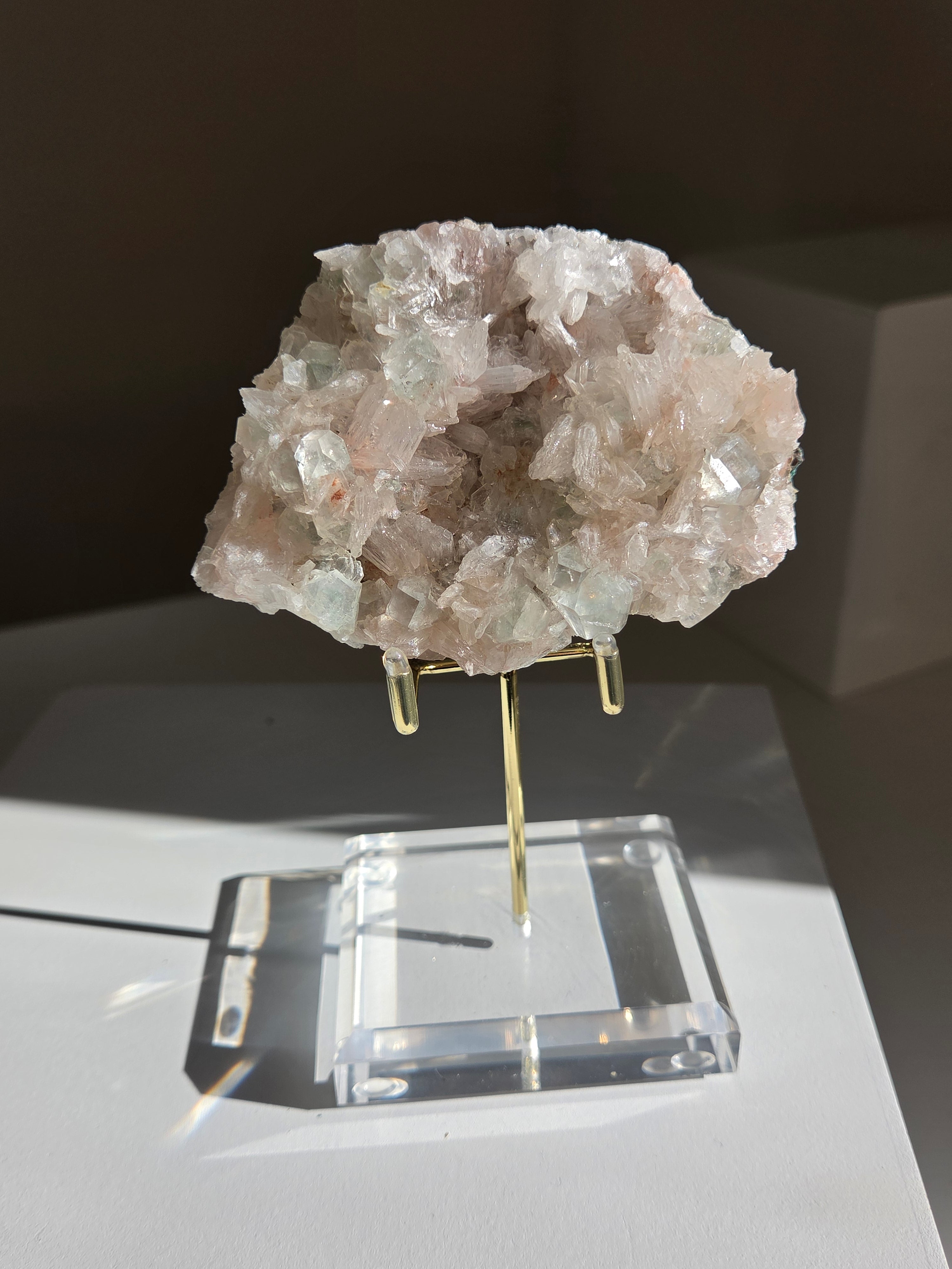 Pink Apophyllite 001