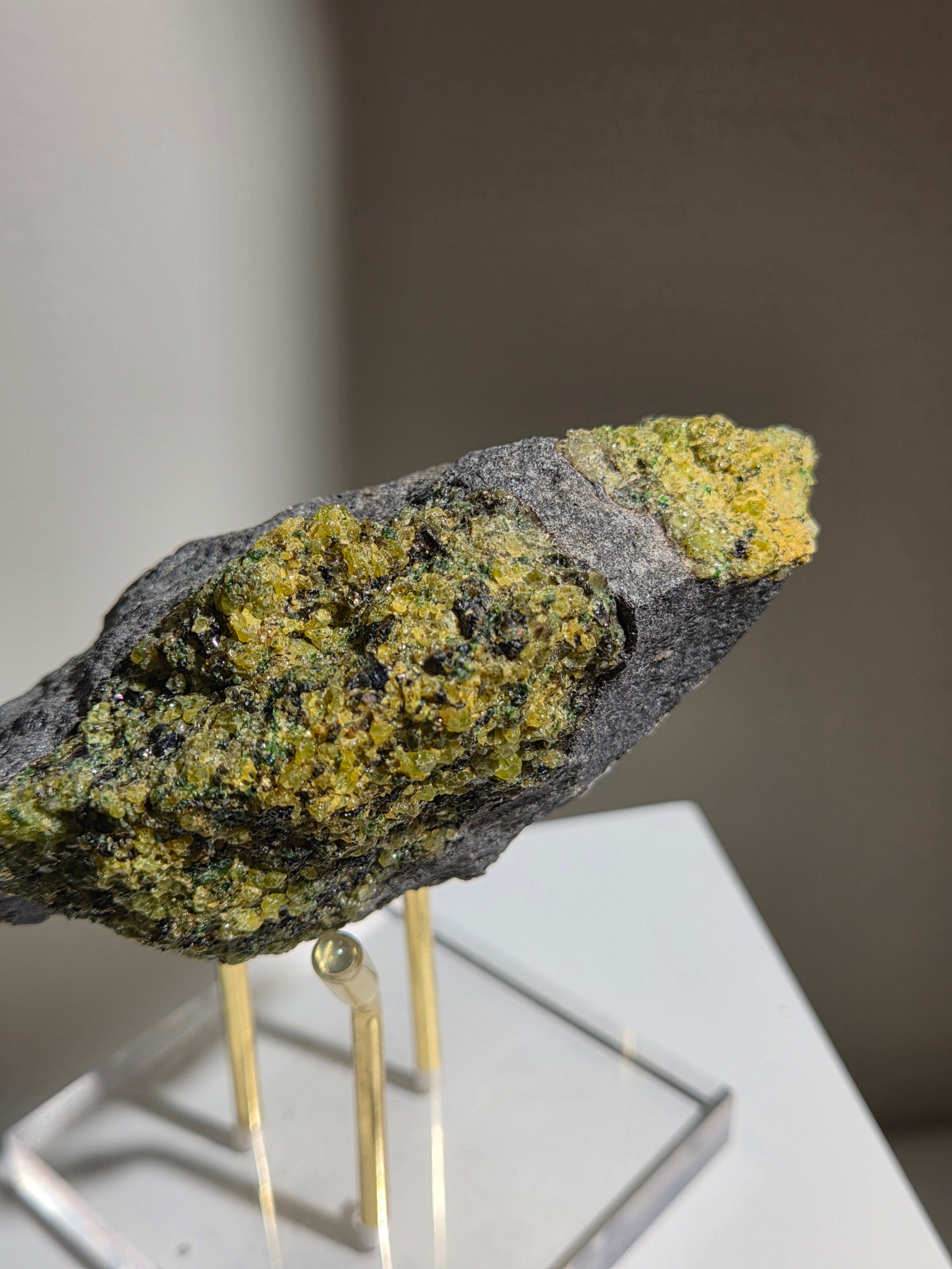 Raw Peridot 004
