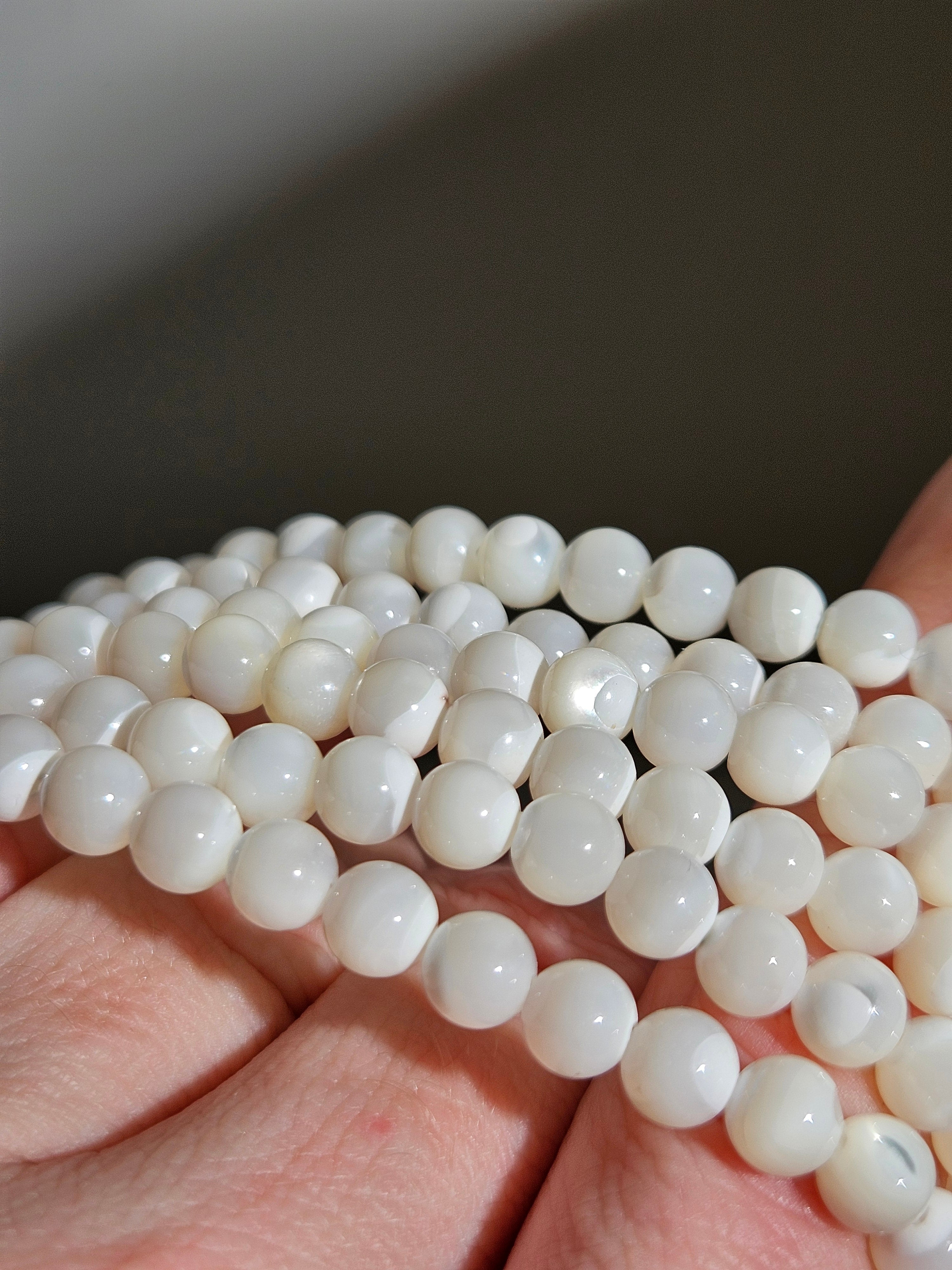 Mother of Pearl Bracelet | 6mm