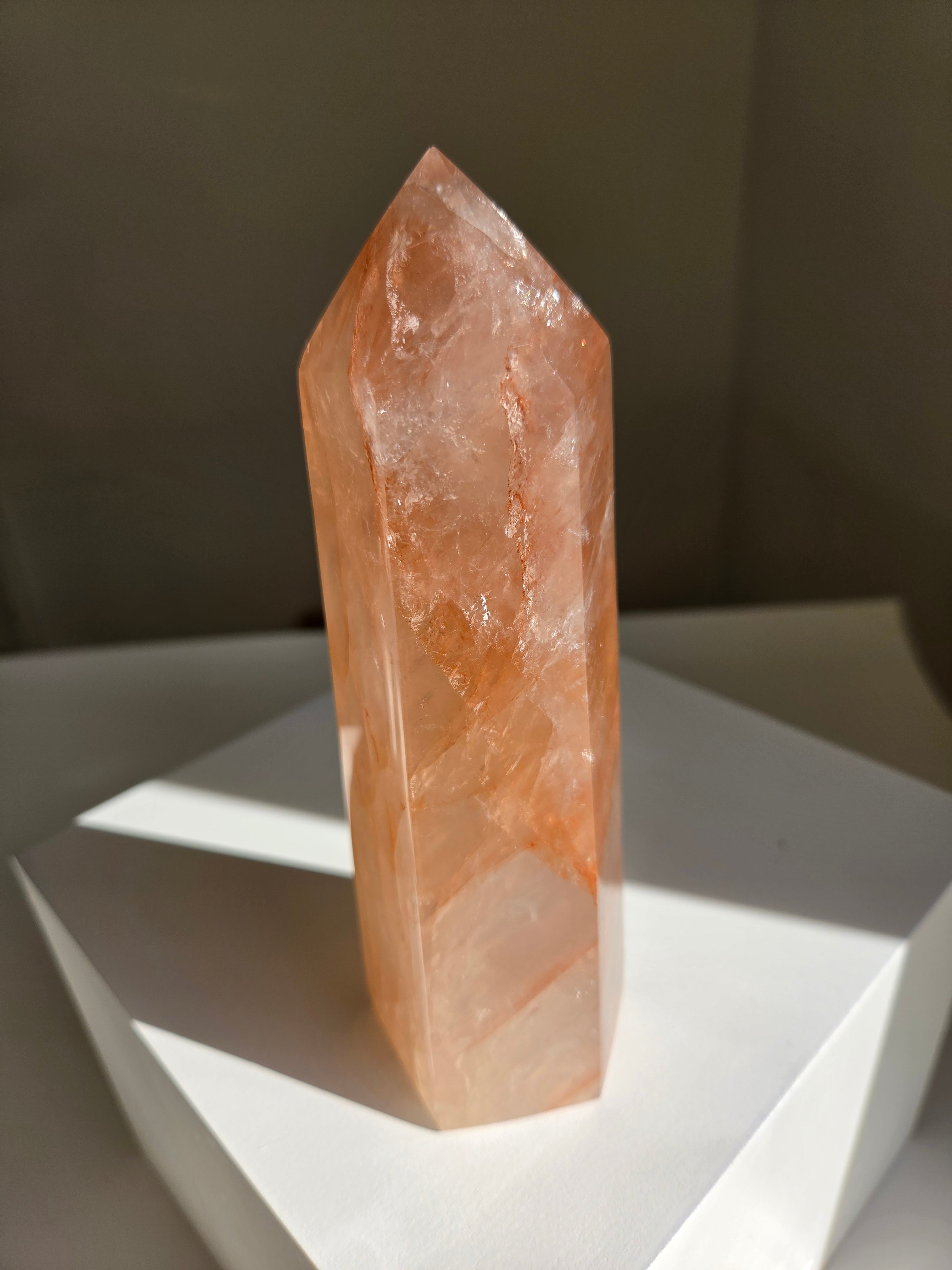 Hematoid Quartz Tower 004