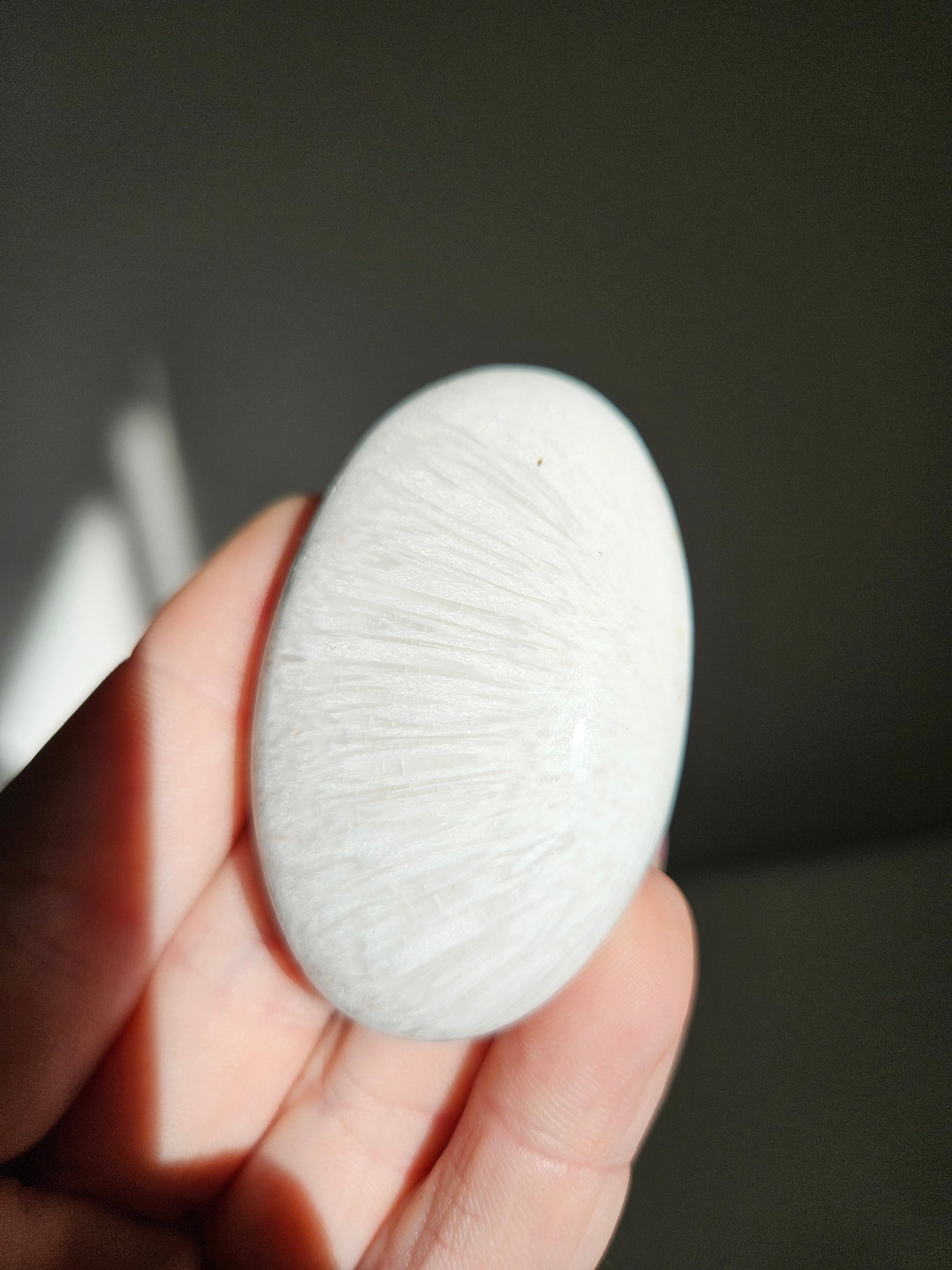 Scolecite Palmstone 004
