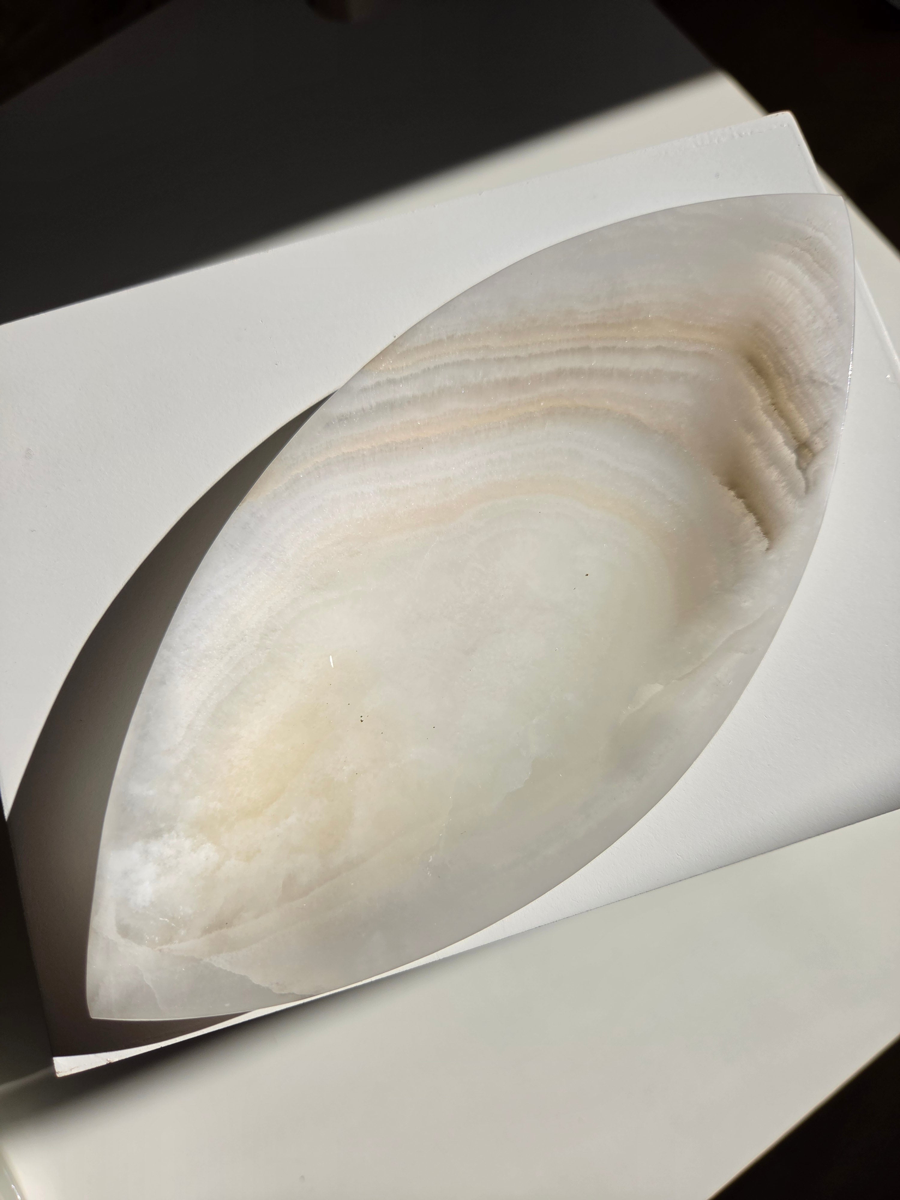 Onyx Marquise Dish 003