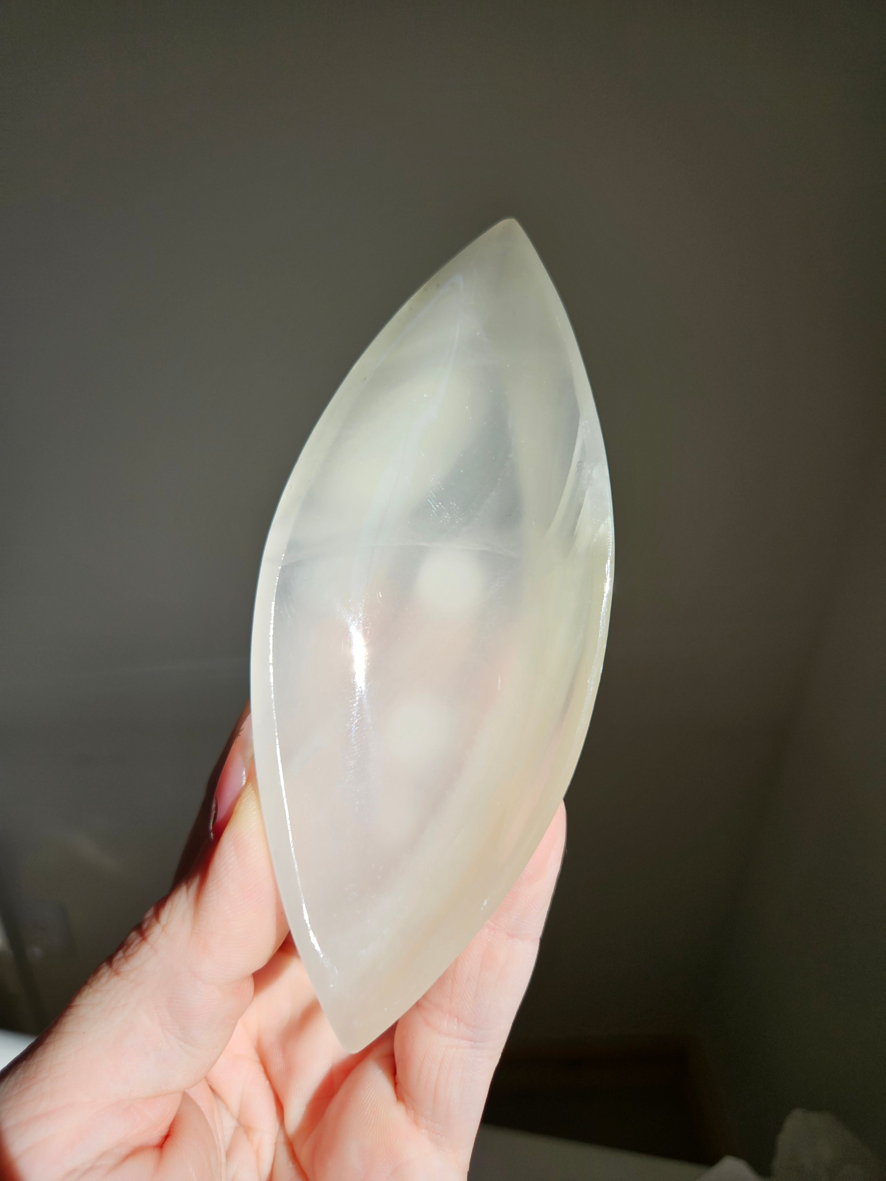 Onyx Marquise Dish 003
