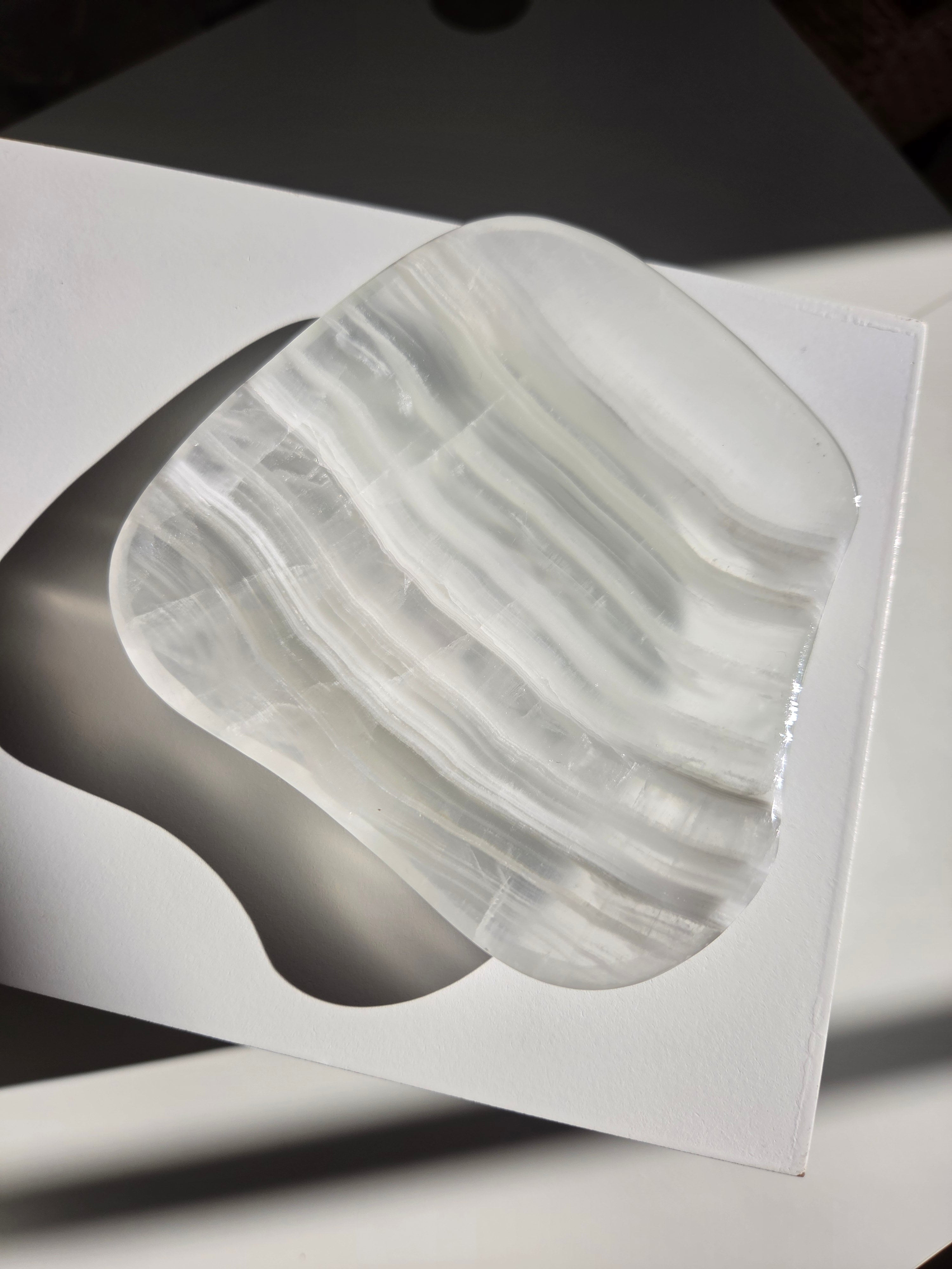 Onyx freeform Dish 005