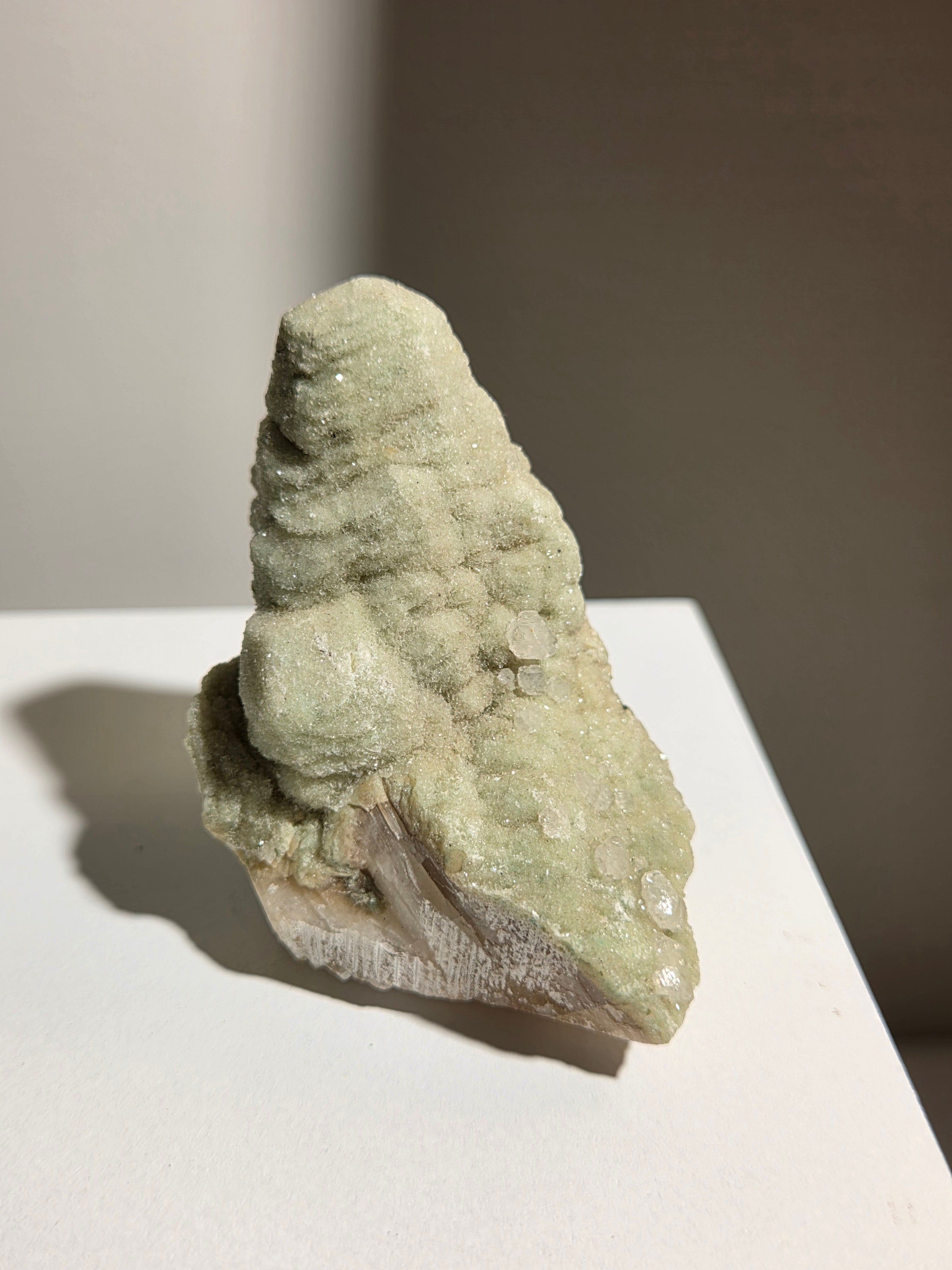 Chalcedony x Calcite 003