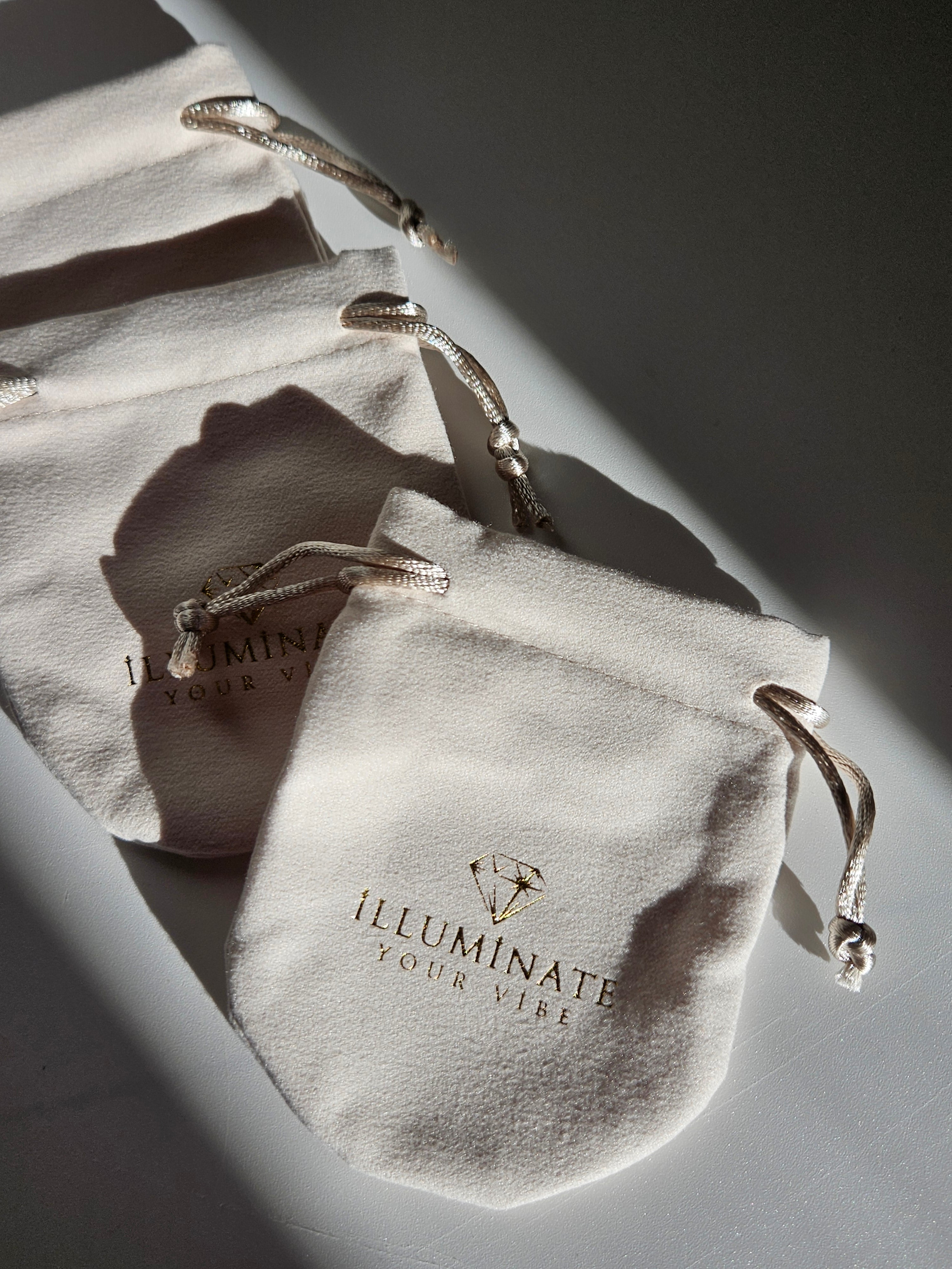 Ivory x Gold Rounded Drawstring Pouch