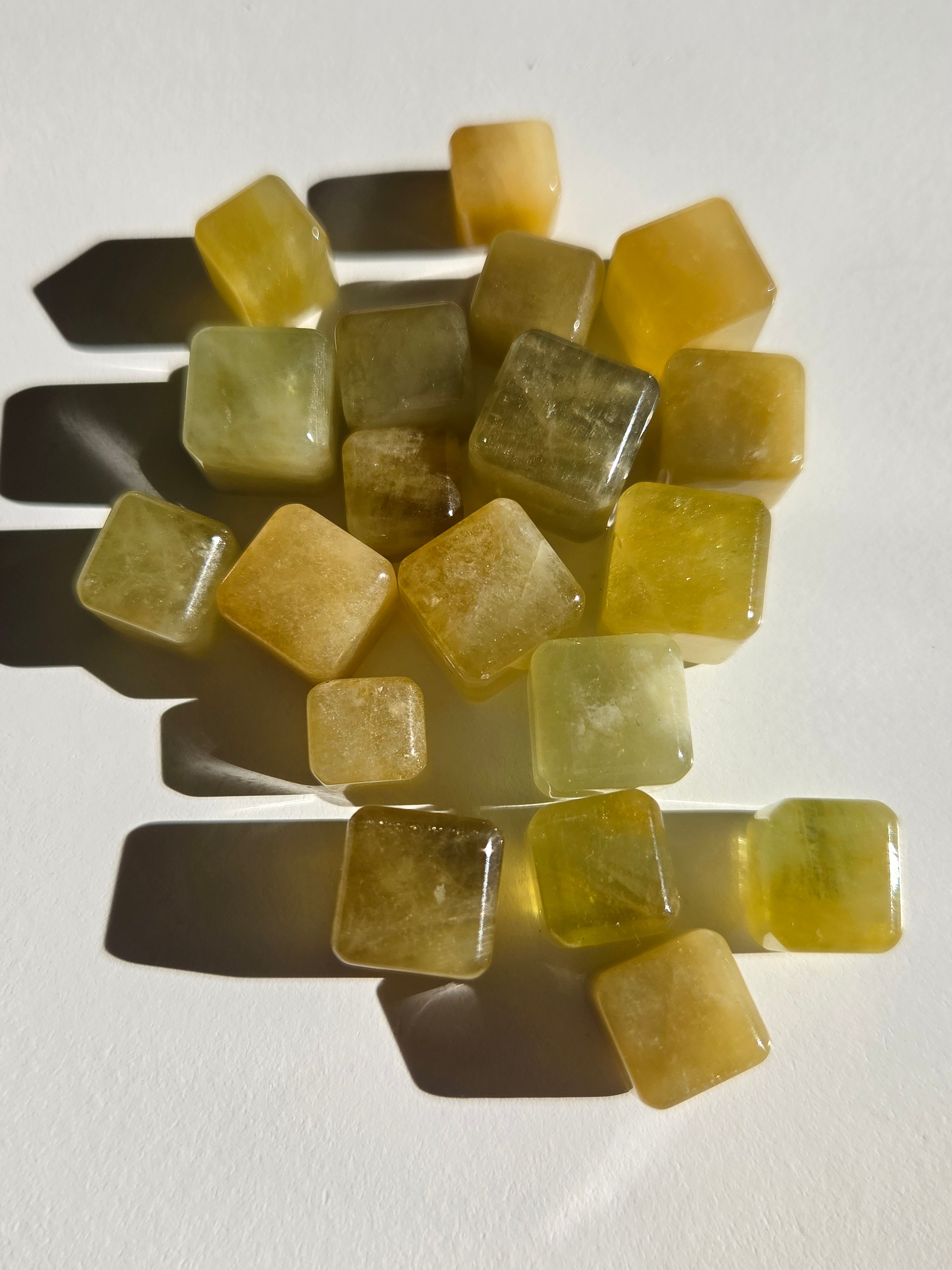 Hiddenite Mini cube set