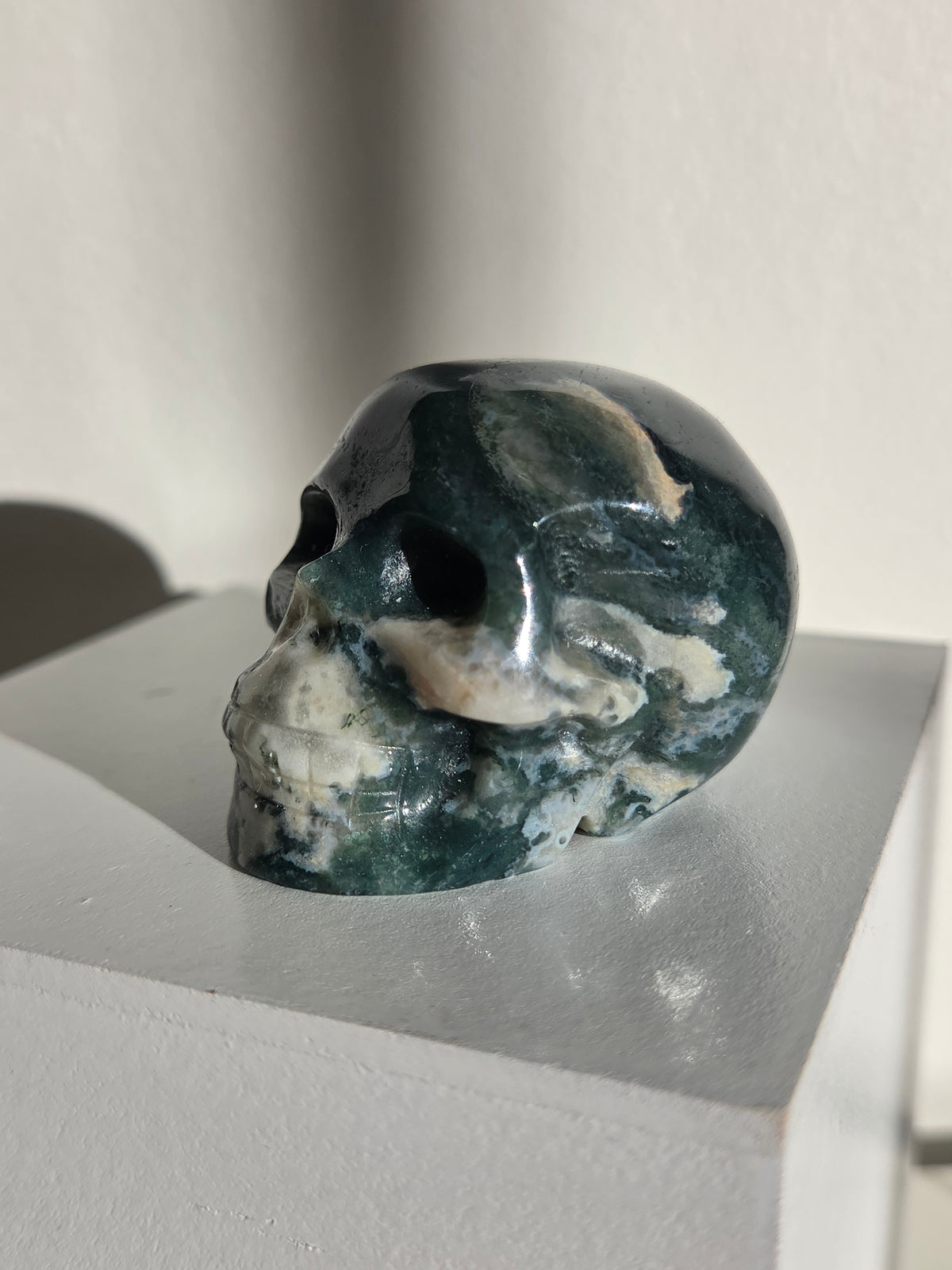 Moss Agate Skull 002