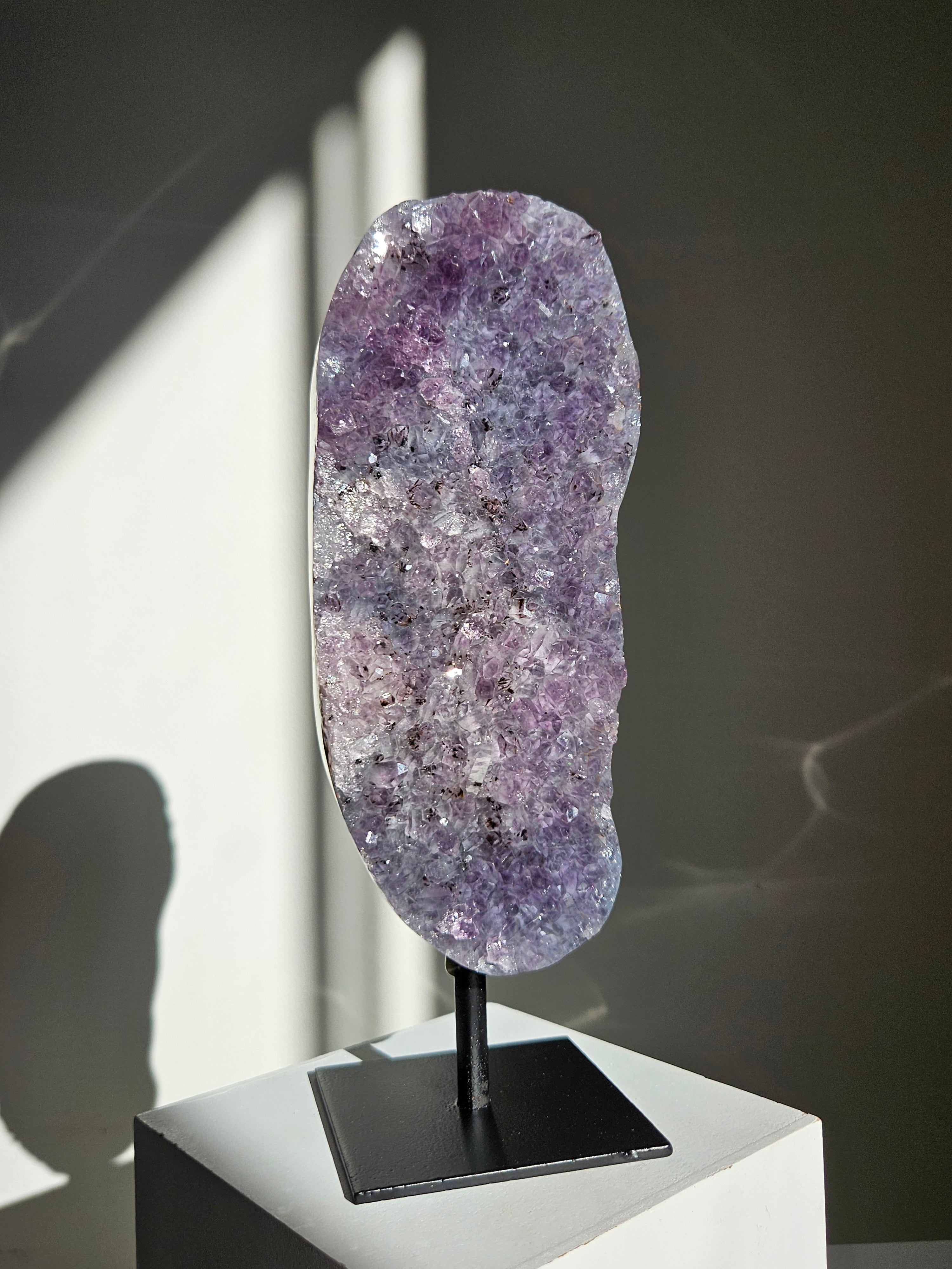 Agate x Amethyst on Stand 001