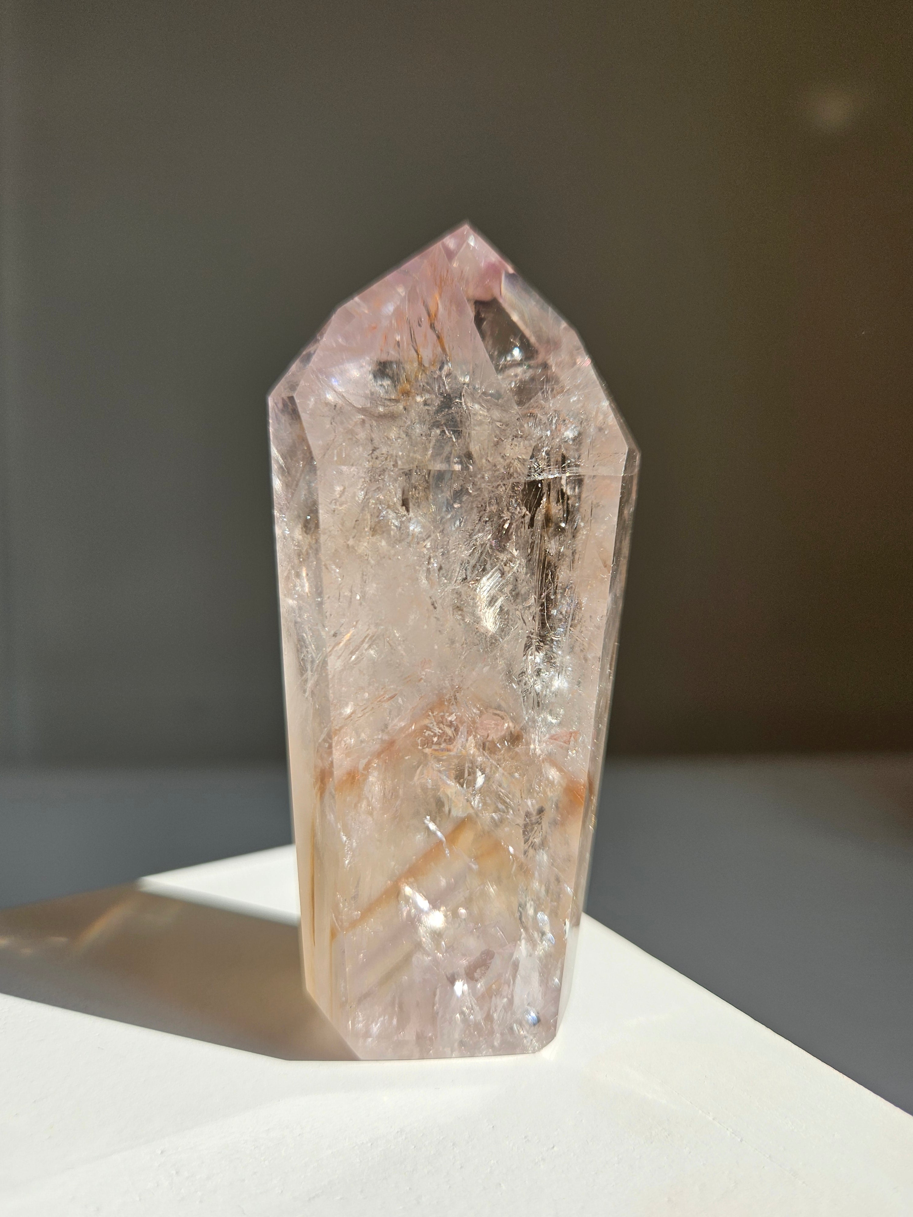 UV reactive Amethyst Tower 002