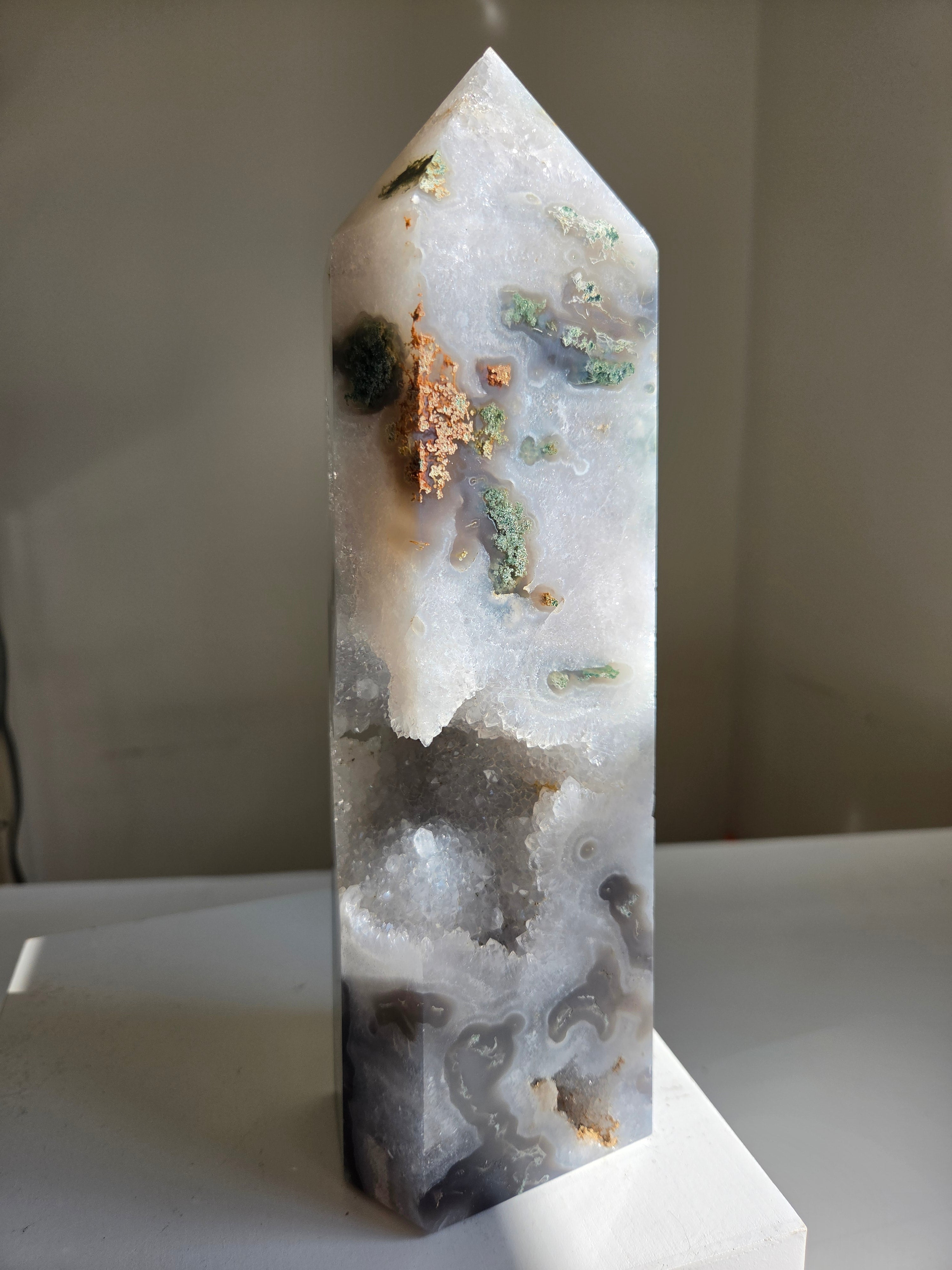 Moss Agate statement tower