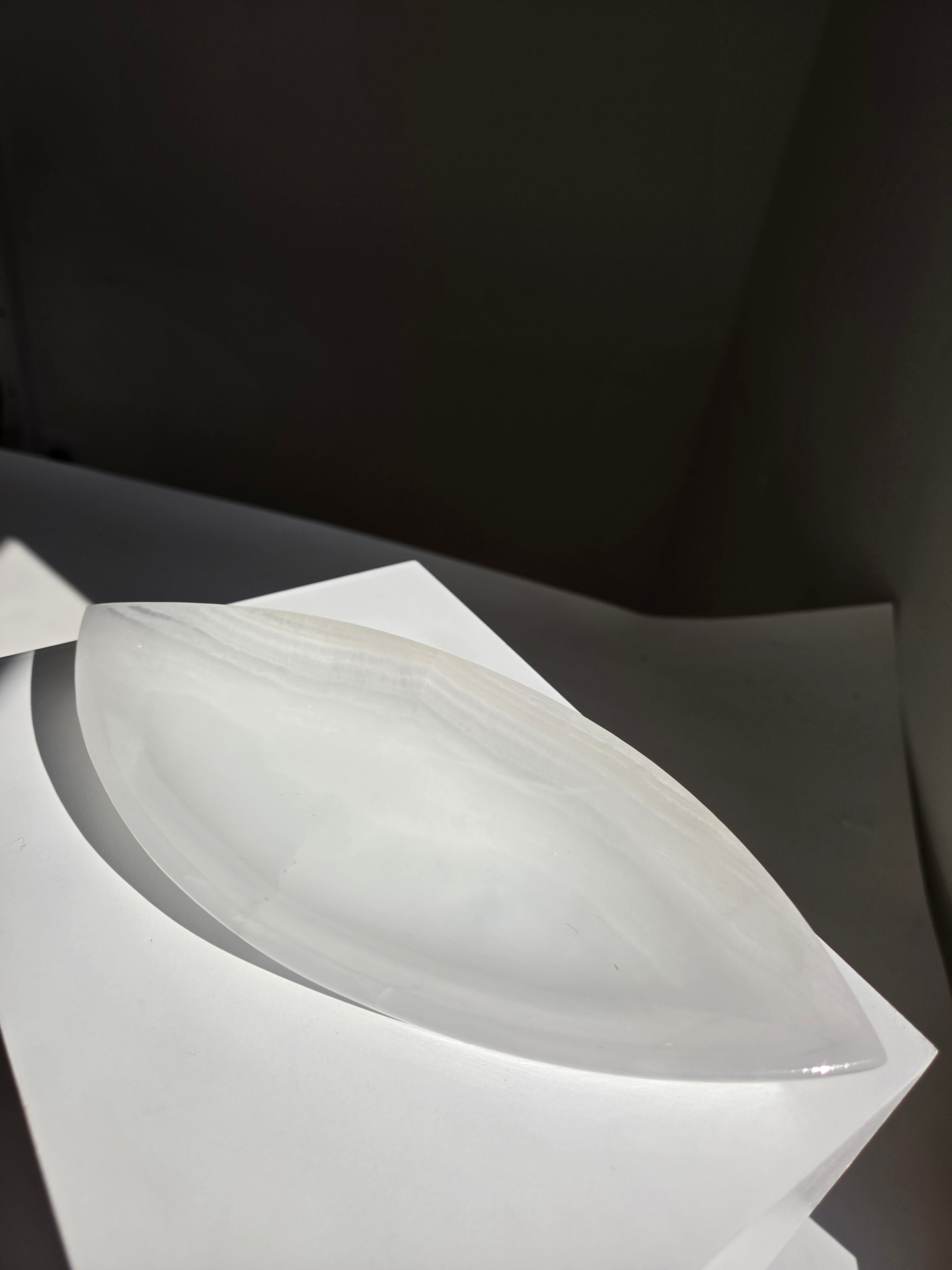 Onyx Marquise Dish 005