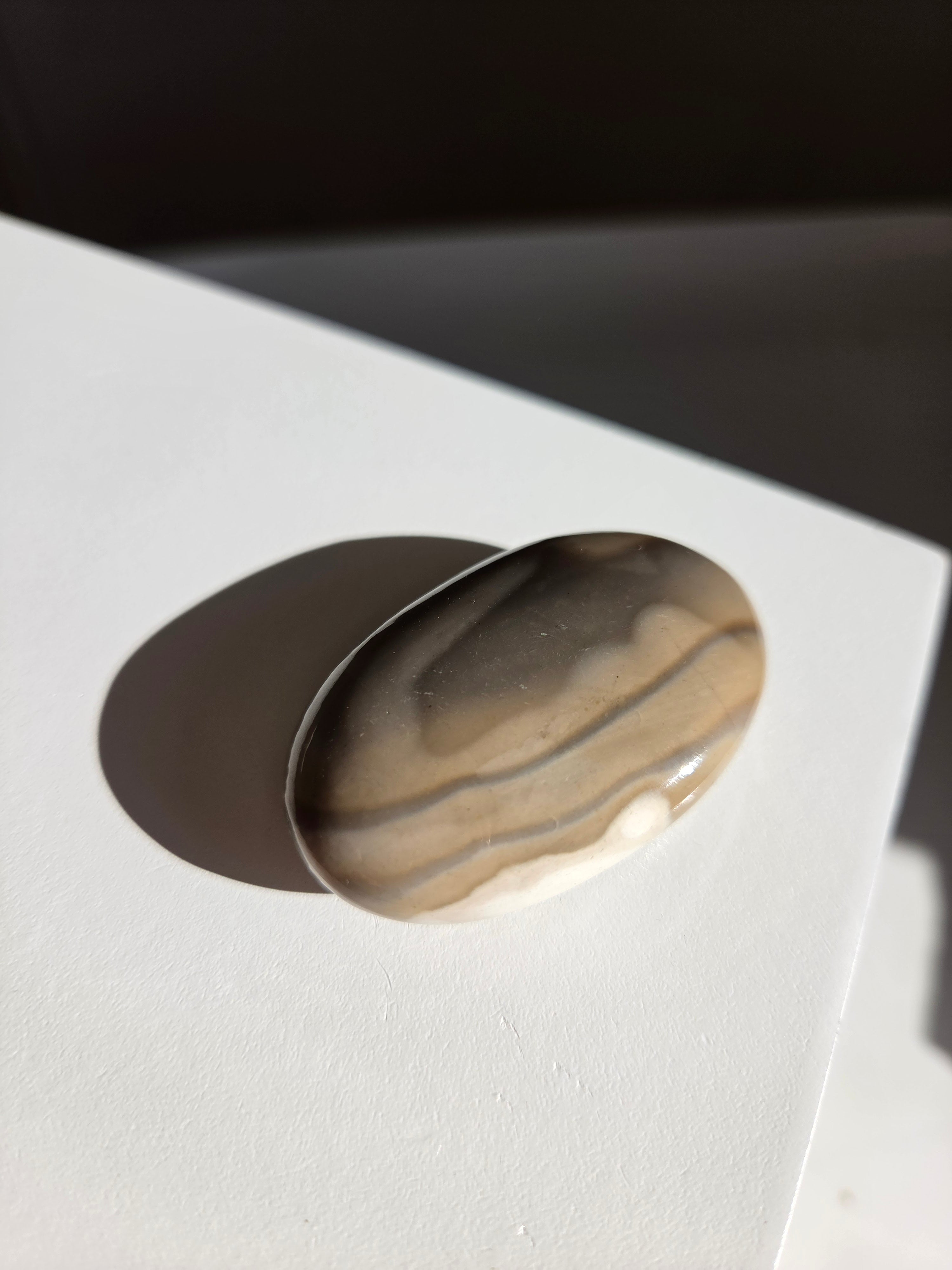 Polished Flint Palmstone 003