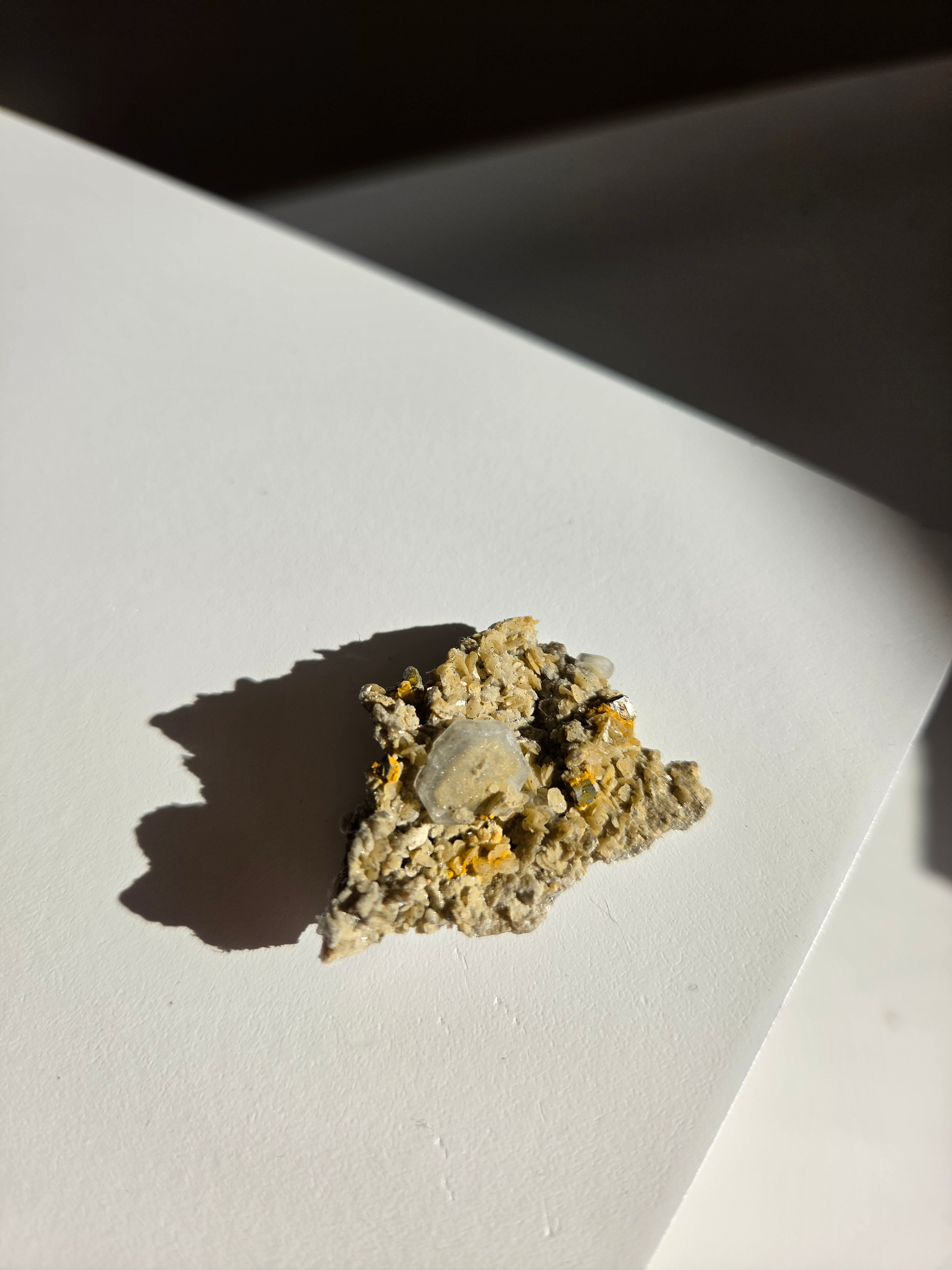 Hematite x Green Apatite 003