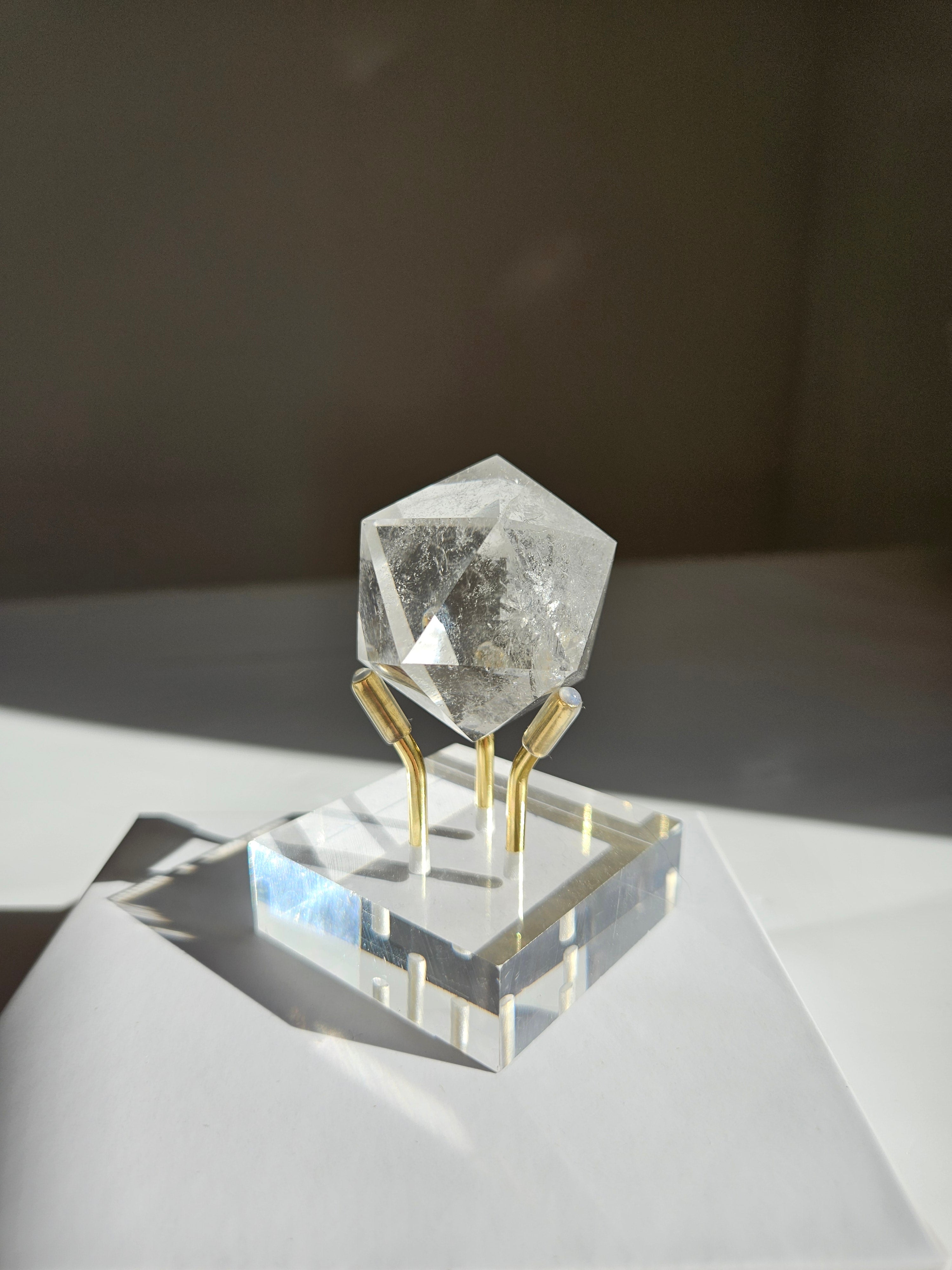 Quartz Icosahedron 008