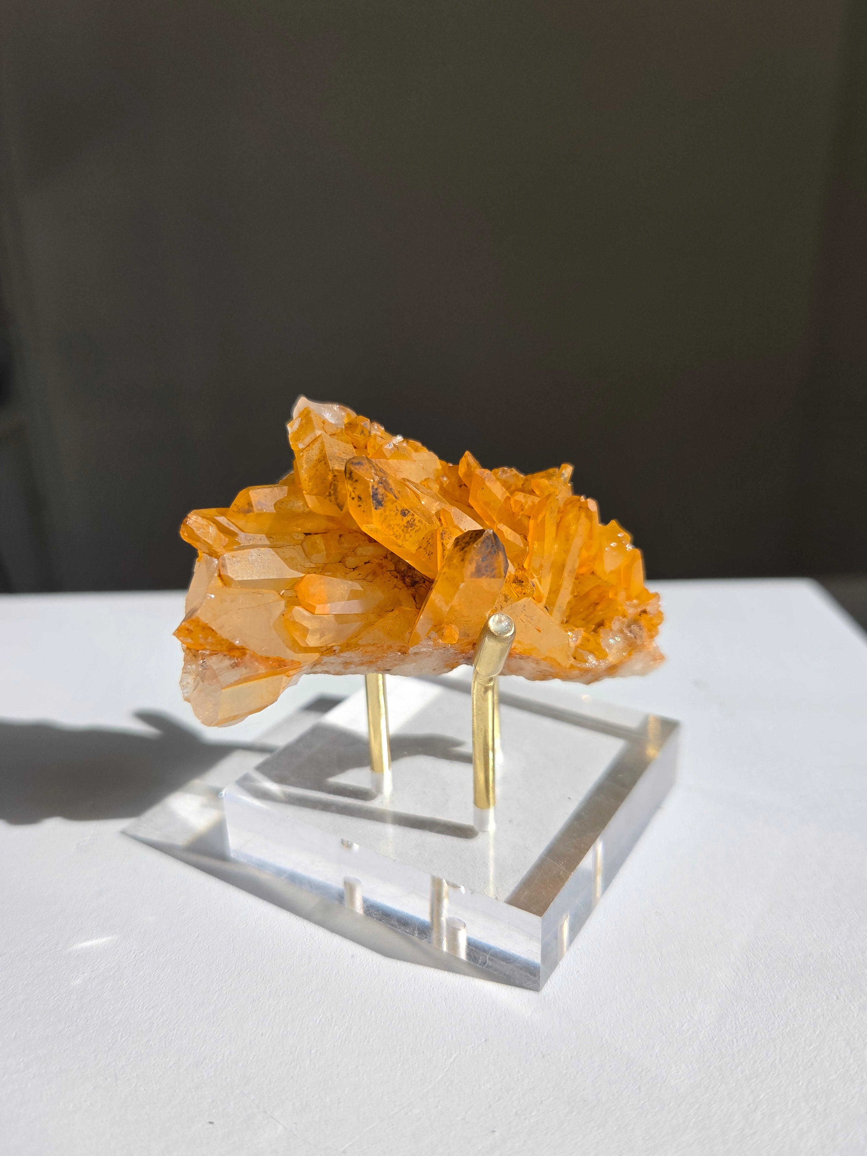 Tangerine Quartz Cluster 001