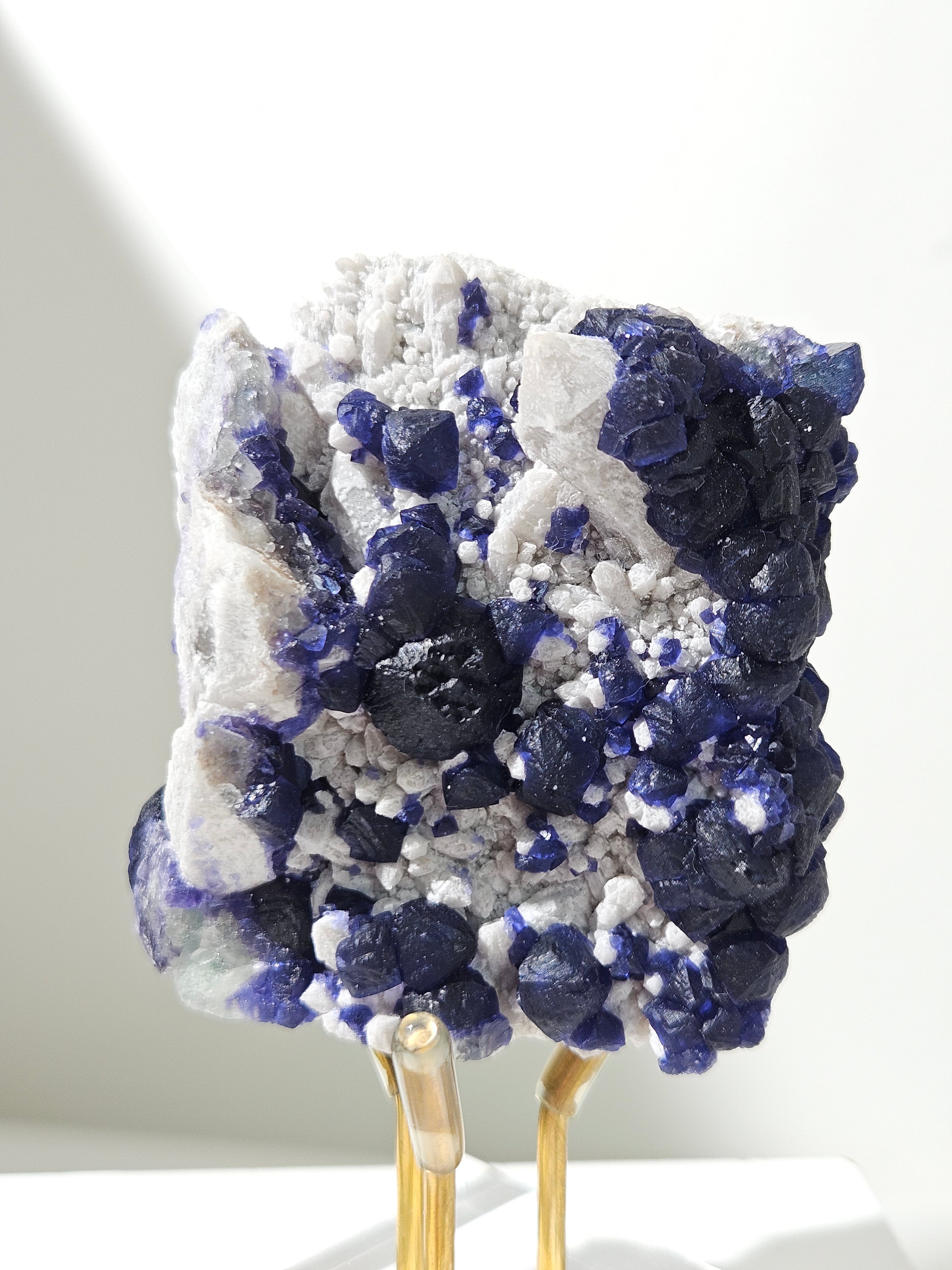 Blue Fluorite on Quartz 003