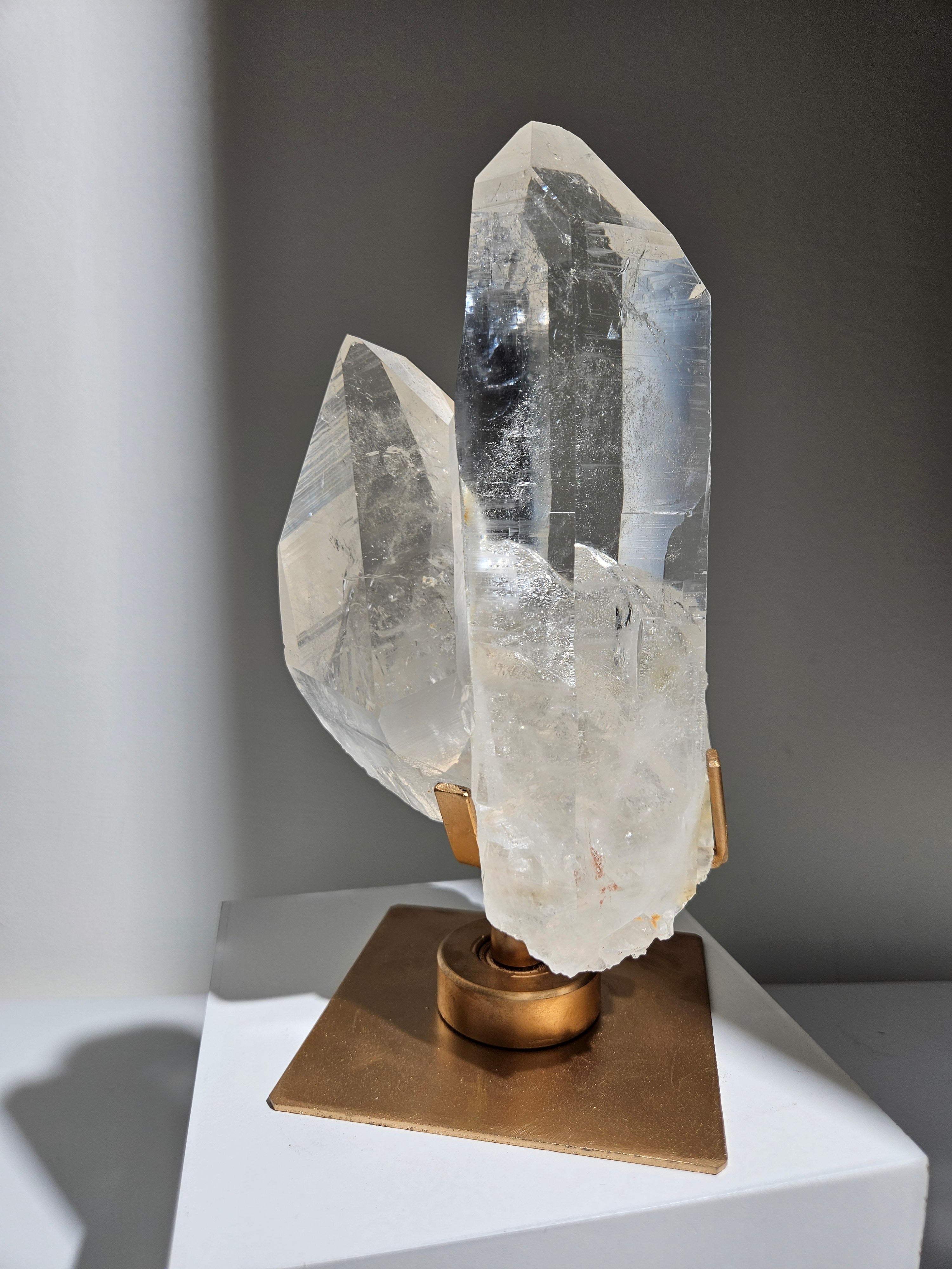 Lemurian Quartz Spinning Statement 004